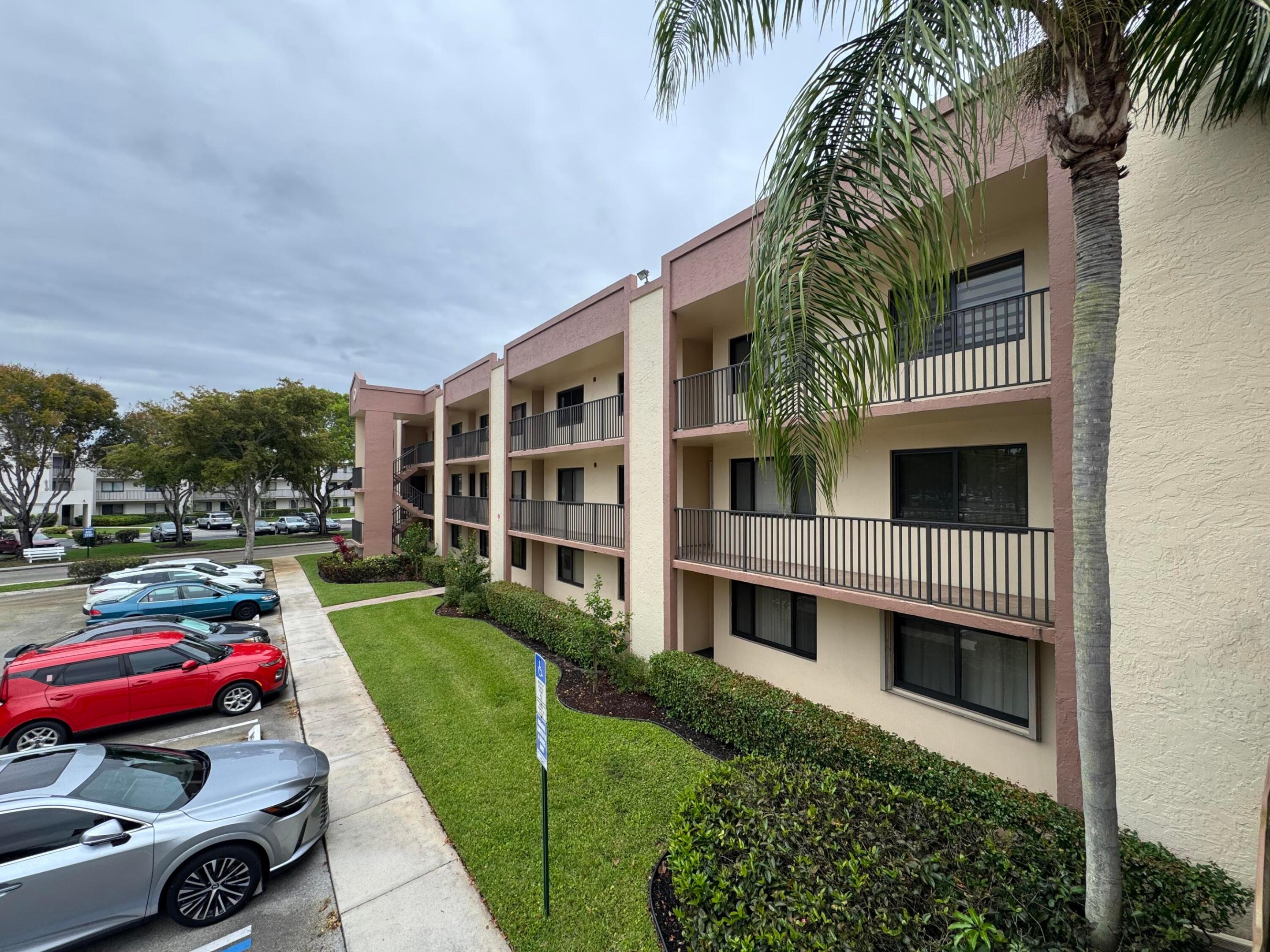 CLAIRMONT CONDOMINIUM H - Residential