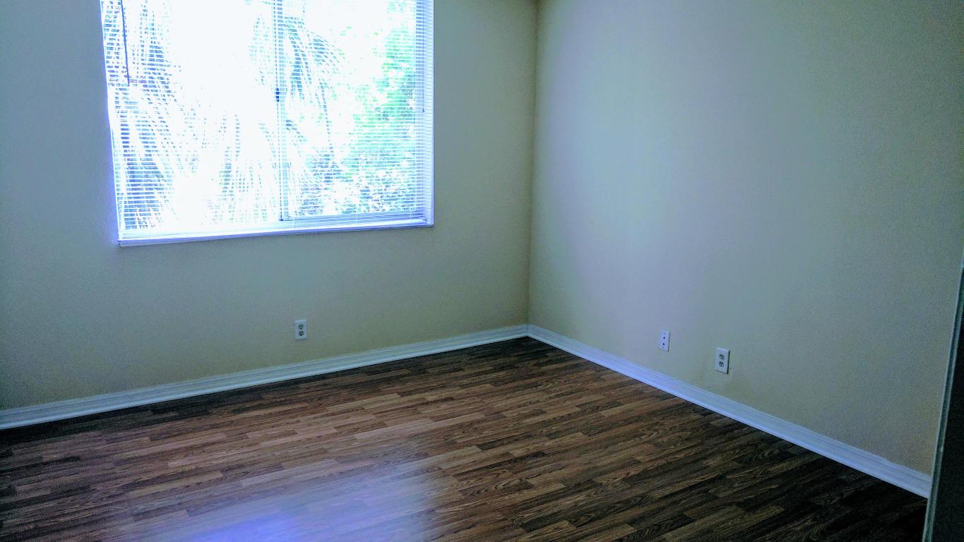 WINDWARD LAKES - Residential Lease