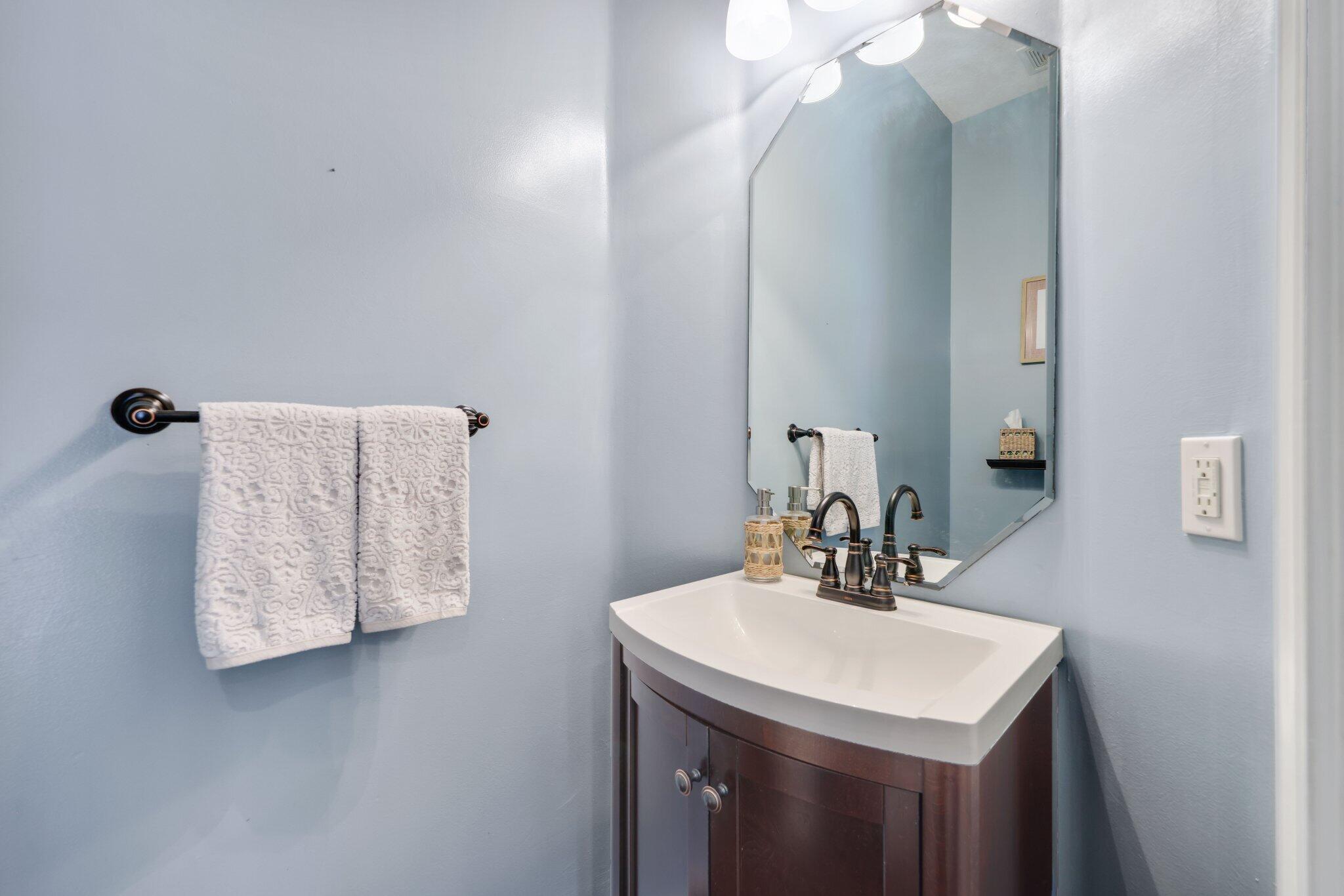 CARRIAGE POINTE TOWNHOMES - Residential