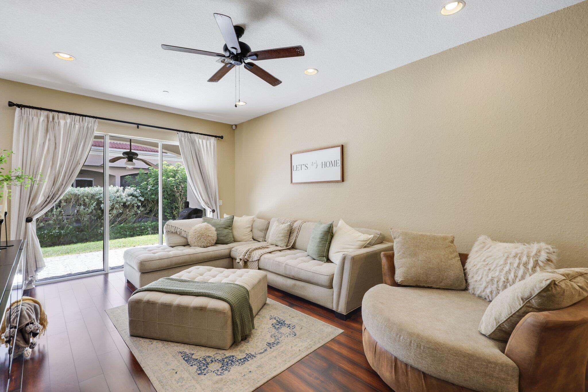 View photos, virtual tours, details... 109 Nottingham Place