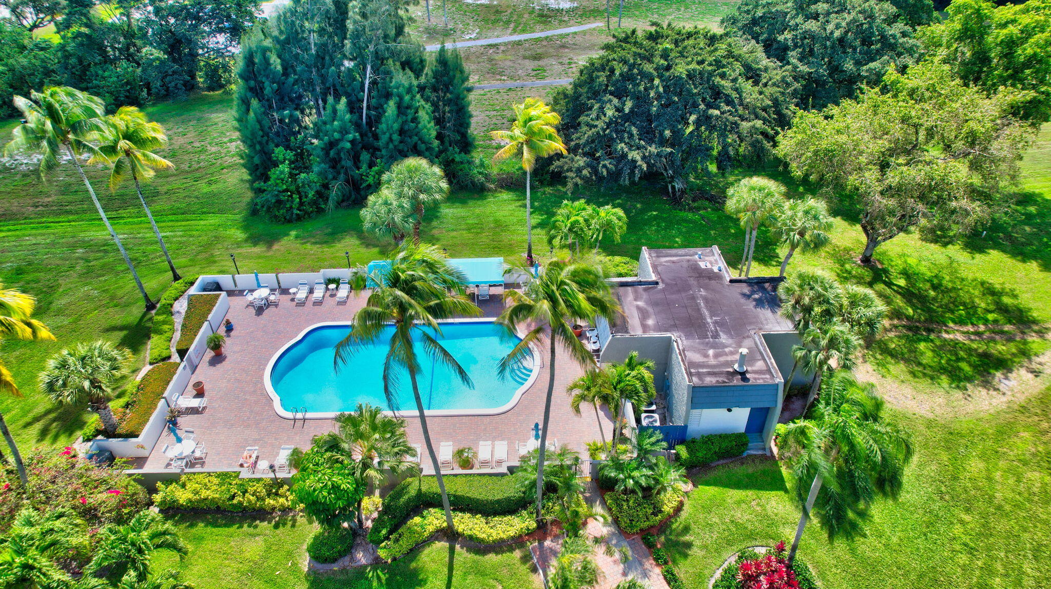 FOUNTAINS OF PALM BEACH CONDO 4 - Residential