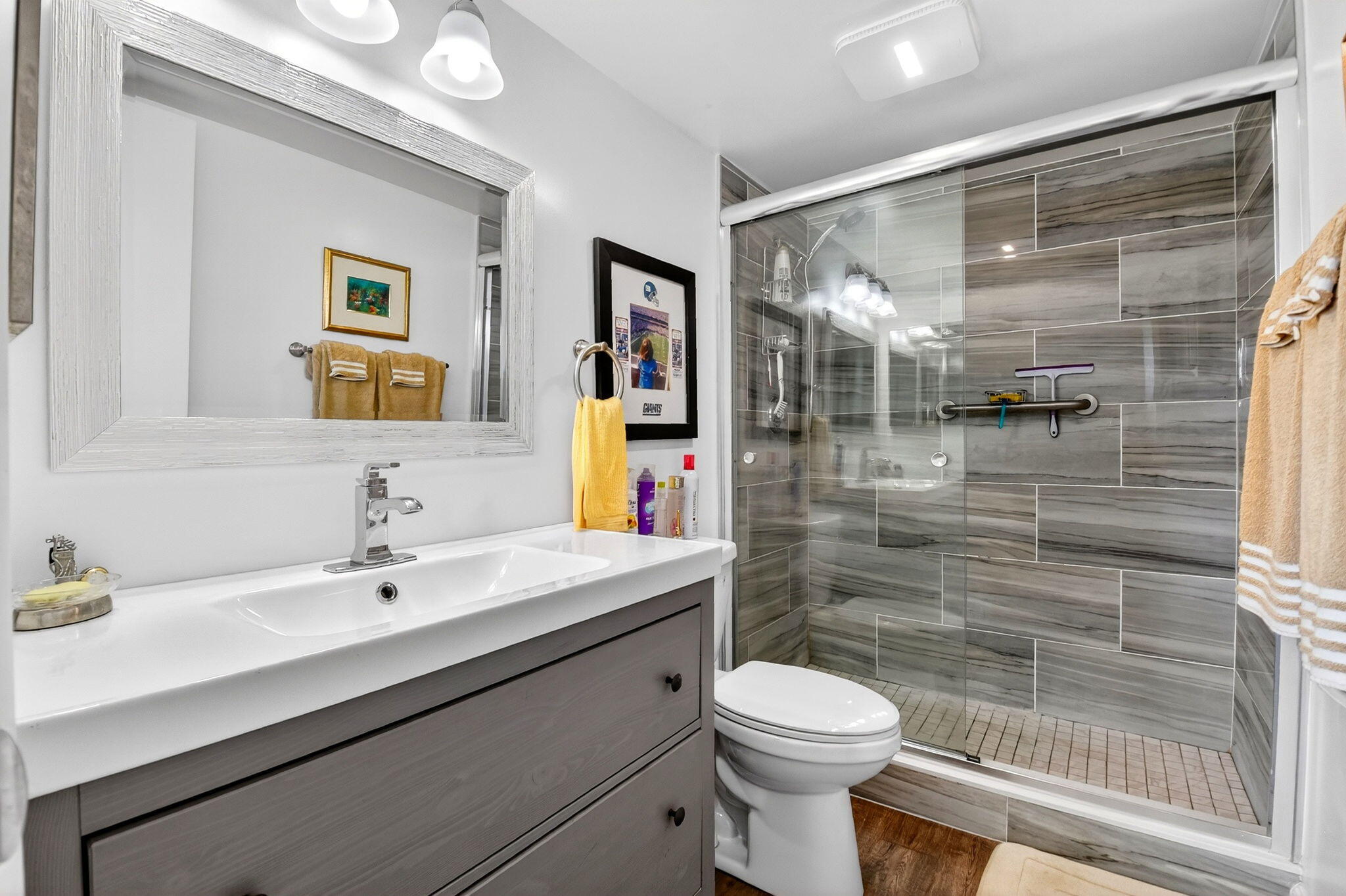 FOUNTAINS OF PALM BEACH CONDO 4 - Residential