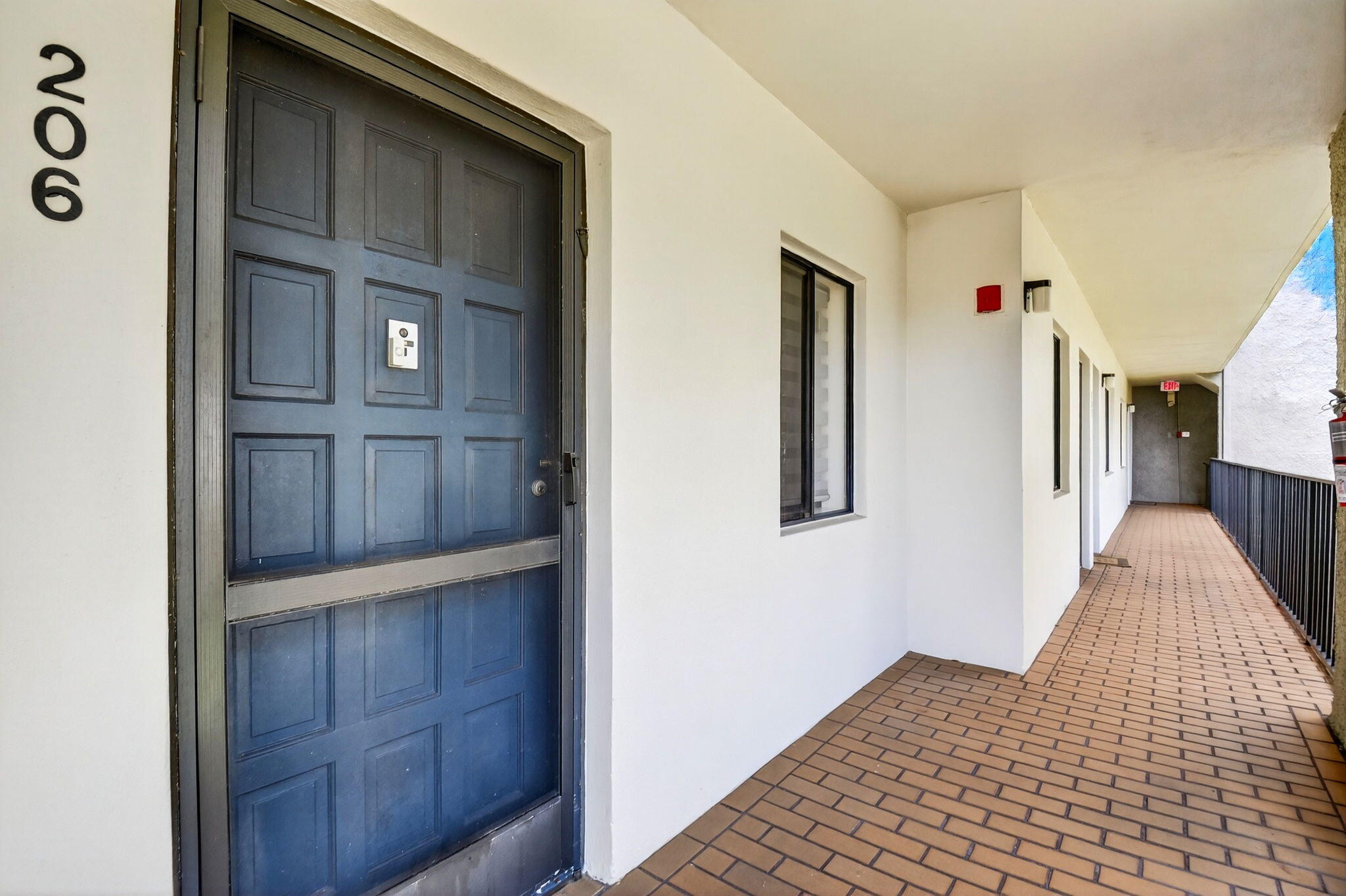 FOUNTAINS OF PALM BEACH CONDO 4 - Residential