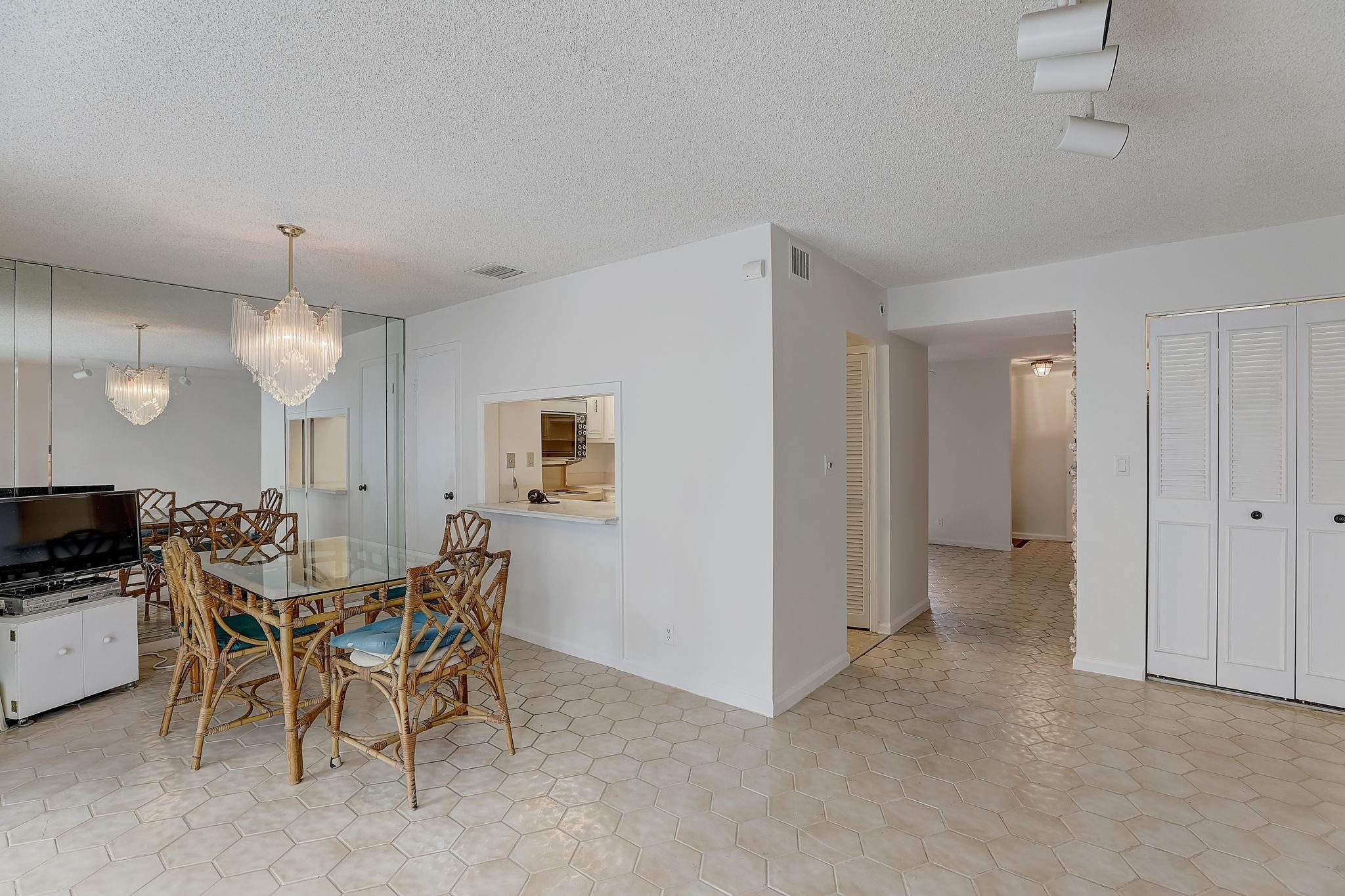 Boca Cove - Residential