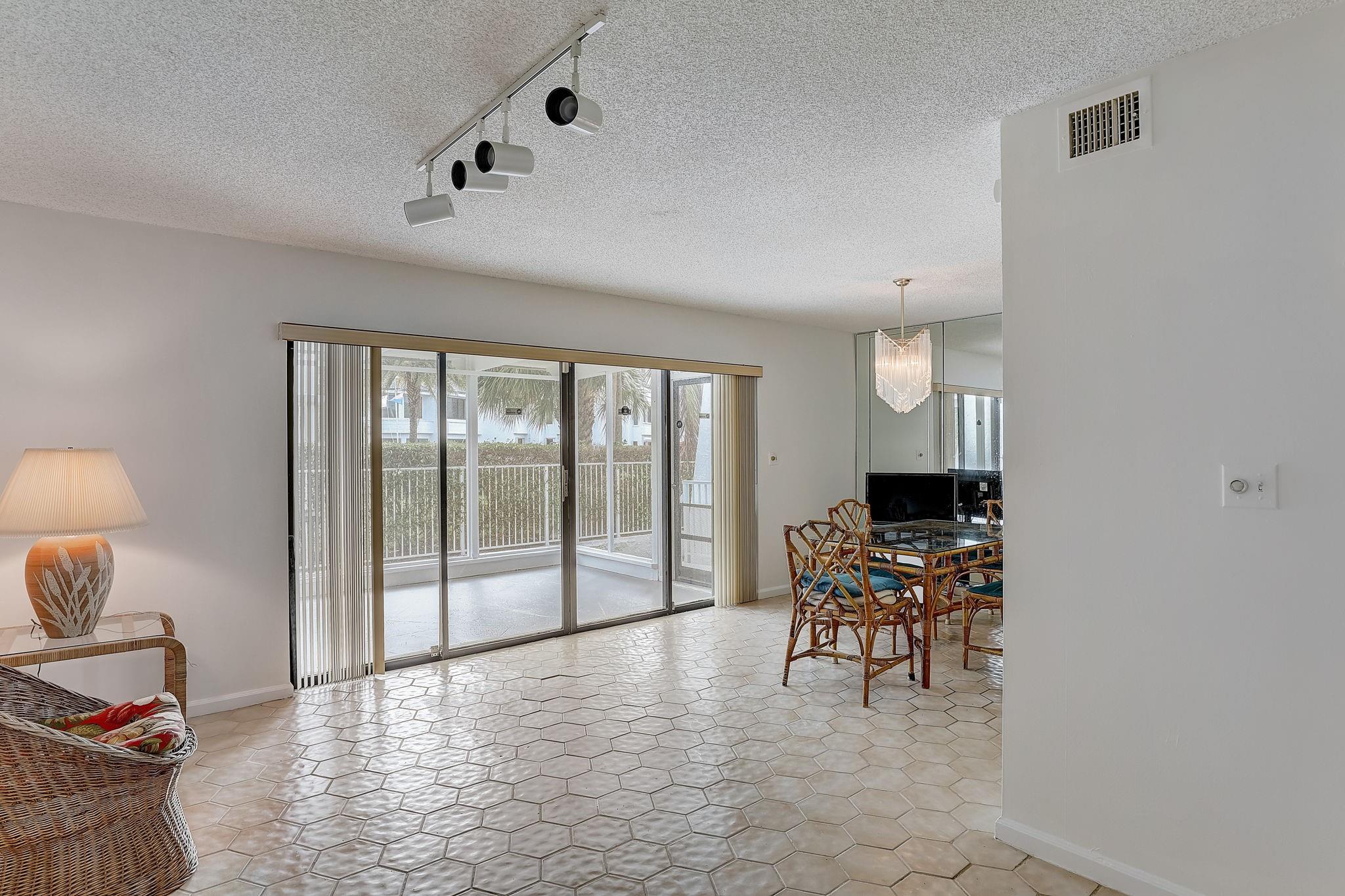 Boca Cove - Residential