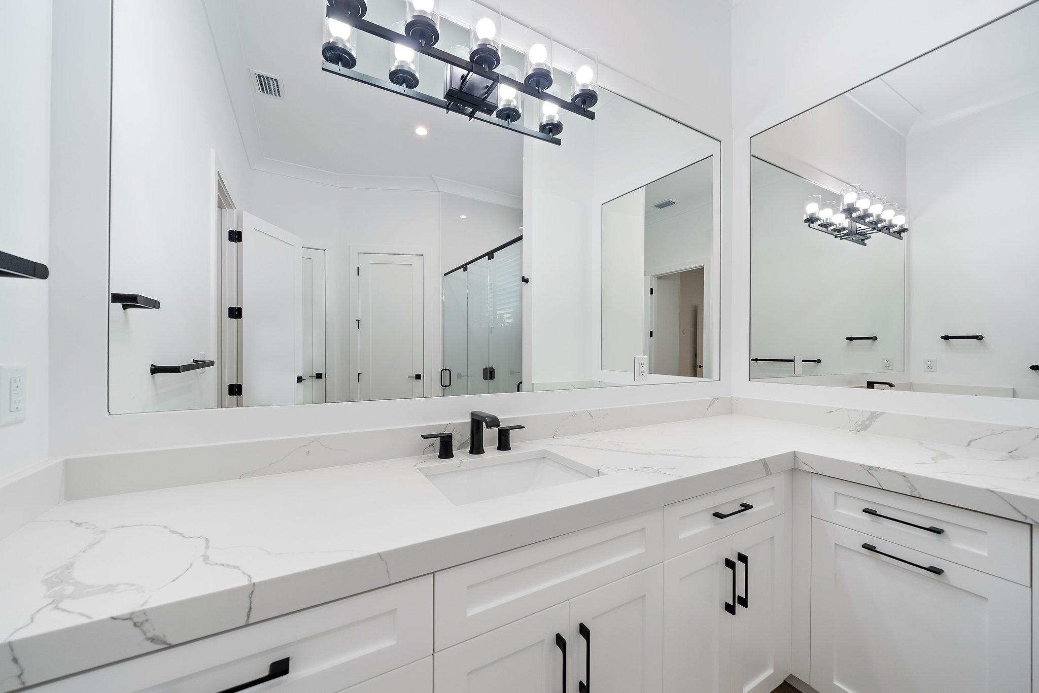 NORTH PALM BEACH VILLAGE OF 2 - Residential