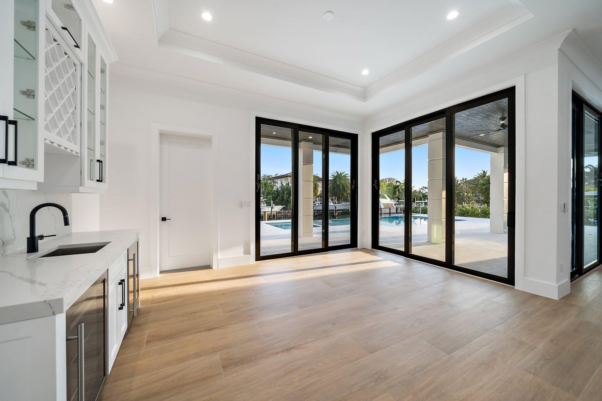 NORTH PALM BEACH VILLAGE OF 2 - Residential