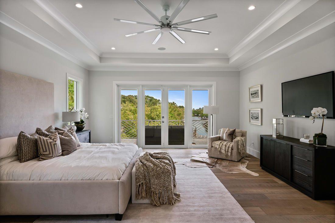 NORTH PALM BEACH VILLAGE OF 2 - Residential