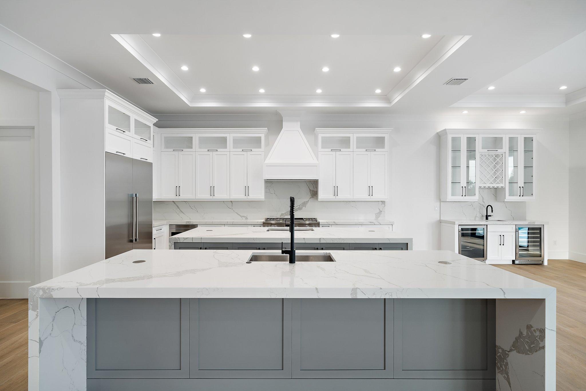 NORTH PALM BEACH VILLAGE OF 2 - Residential