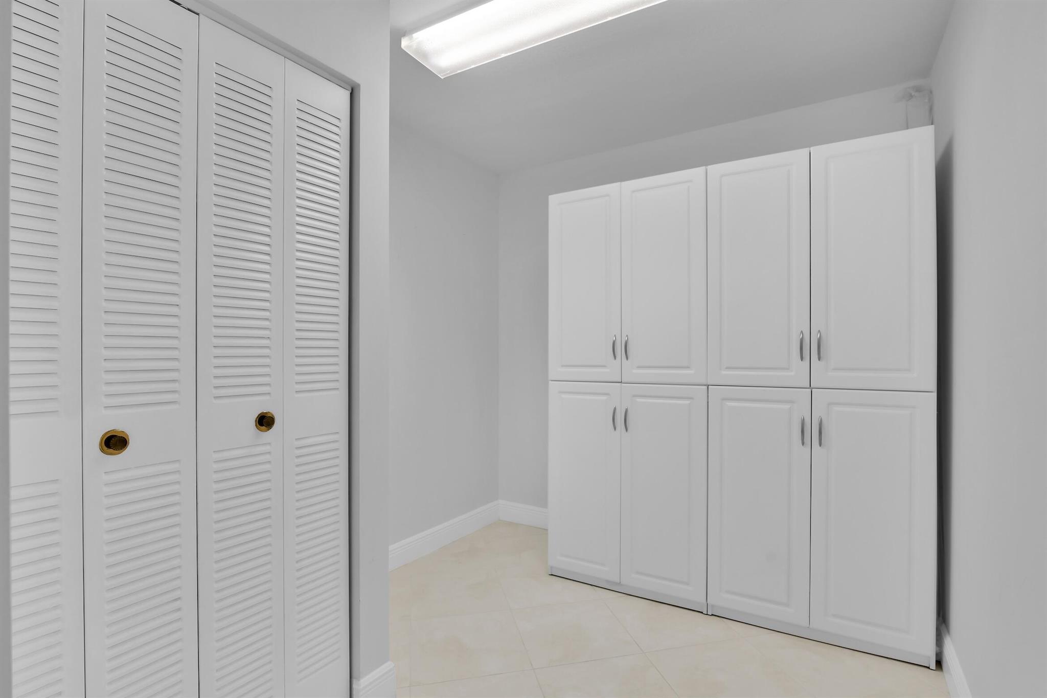 WHITEHALL CONDO AT CAMINO - Residential