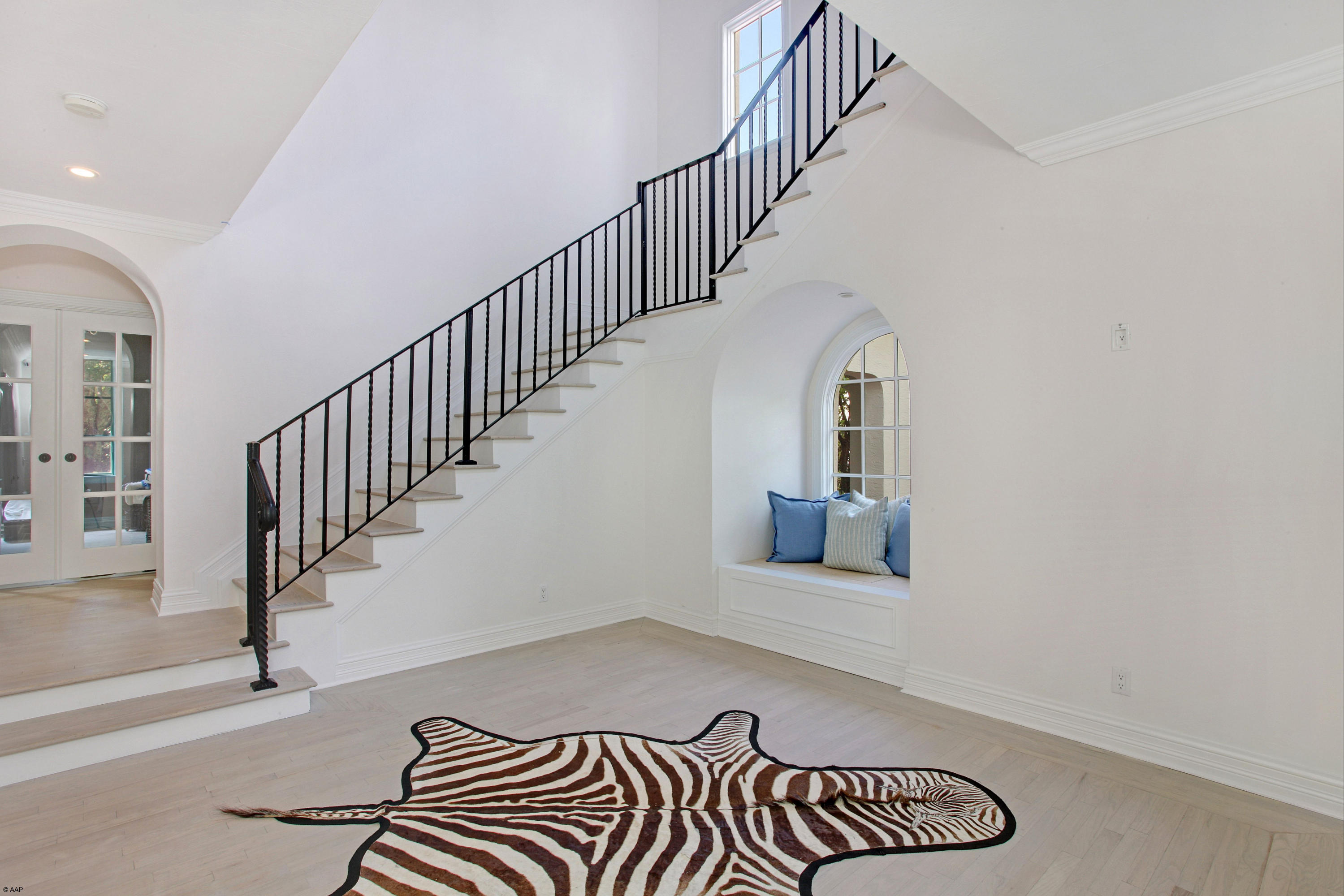 LAKEWOOD - Residential