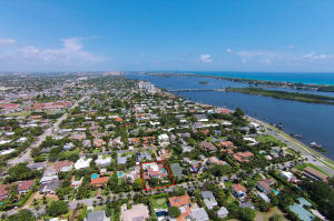 LAKEWOOD - Residential