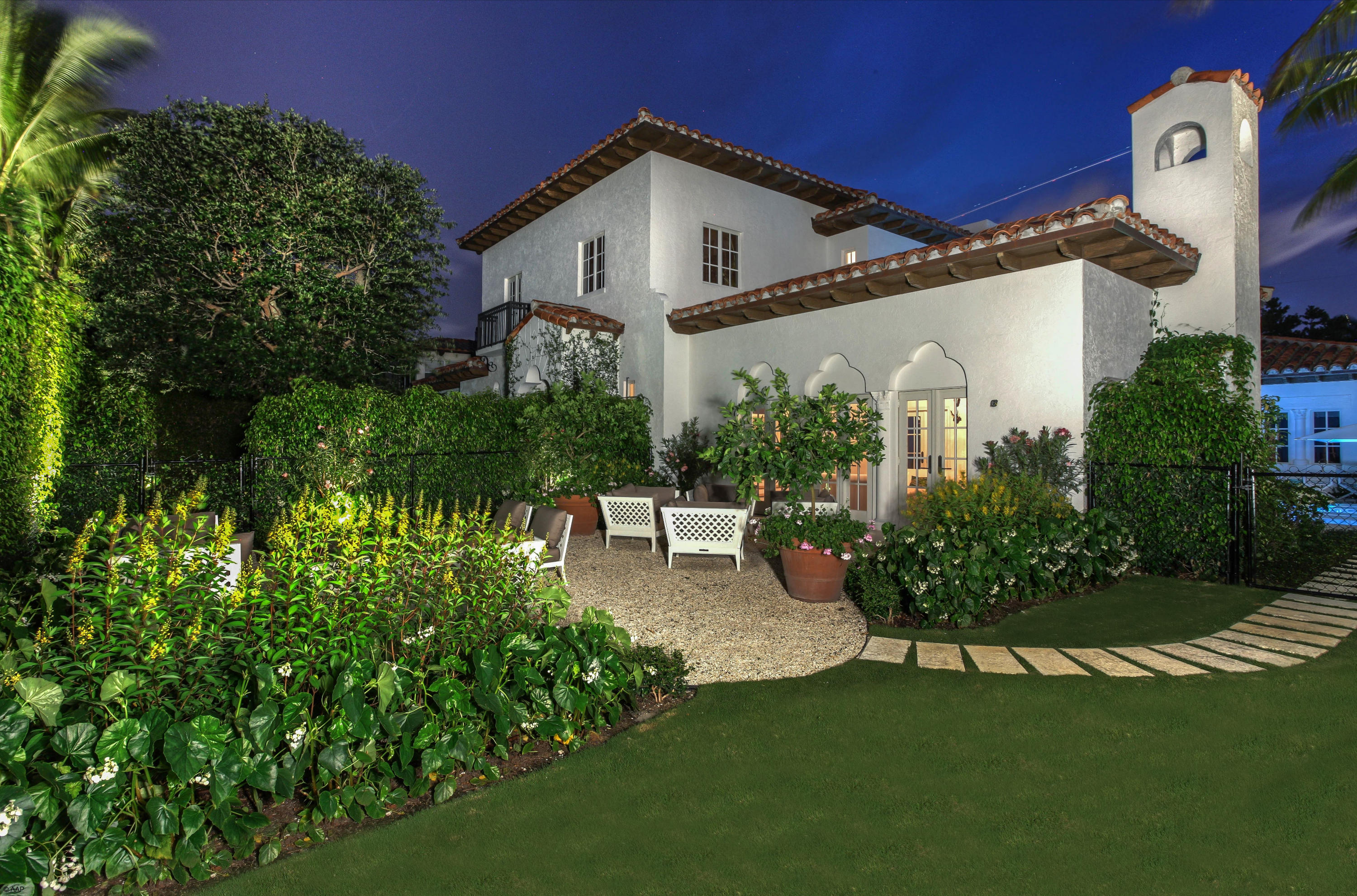 LAKEWOOD - Residential