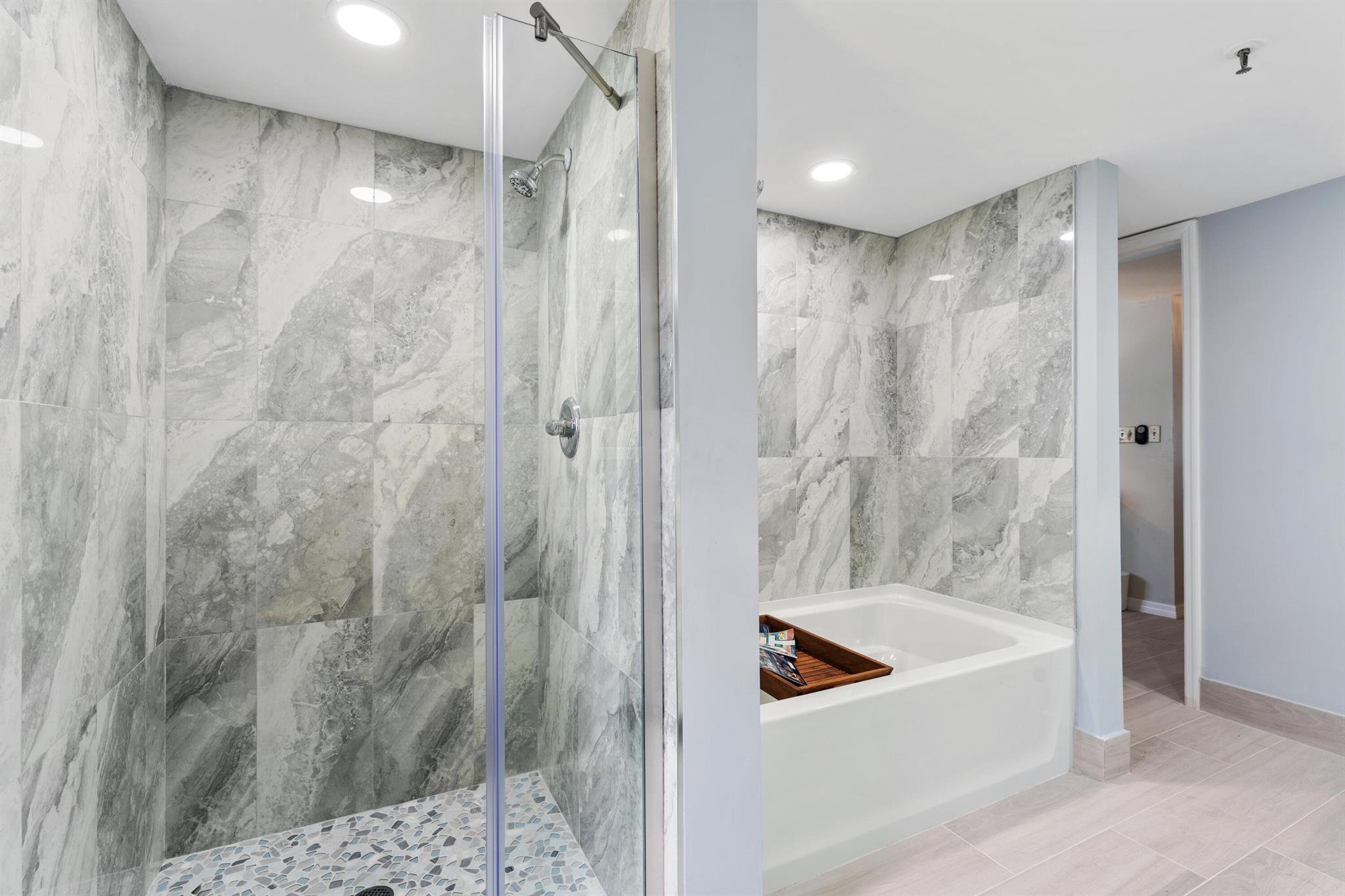 SANDPOINTE BAY CONDO - Residential