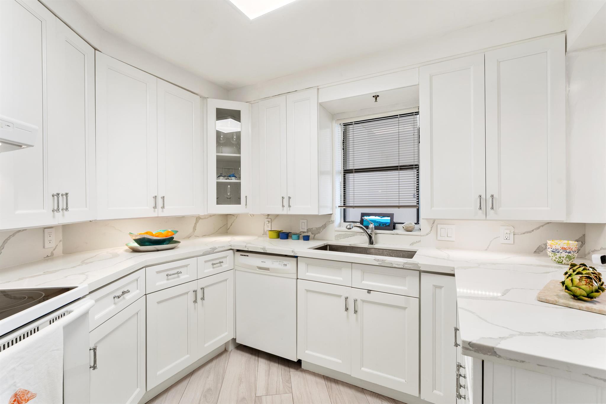SANDPOINTE BAY CONDO - Residential
