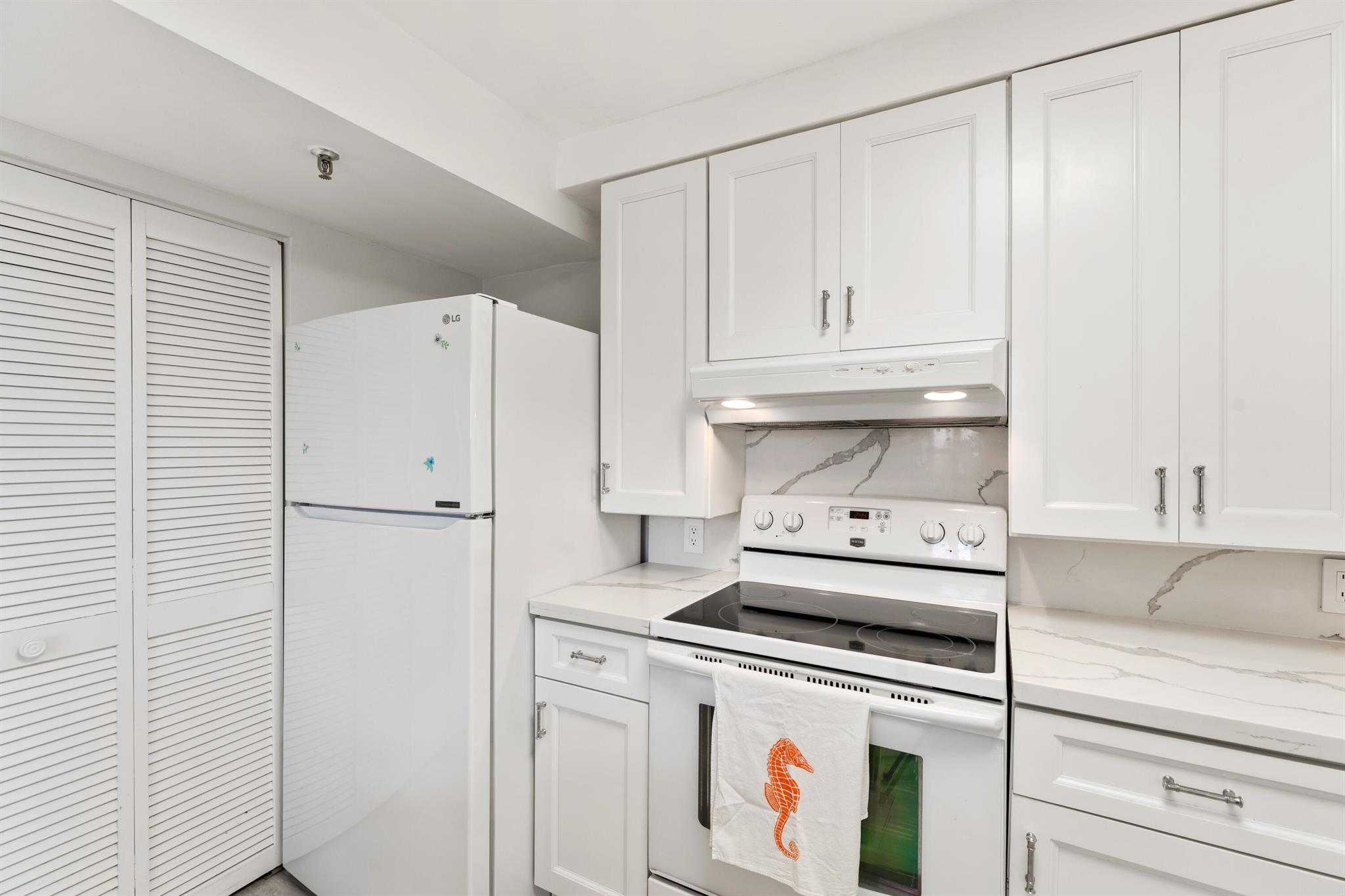 SANDPOINTE BAY CONDO - Residential