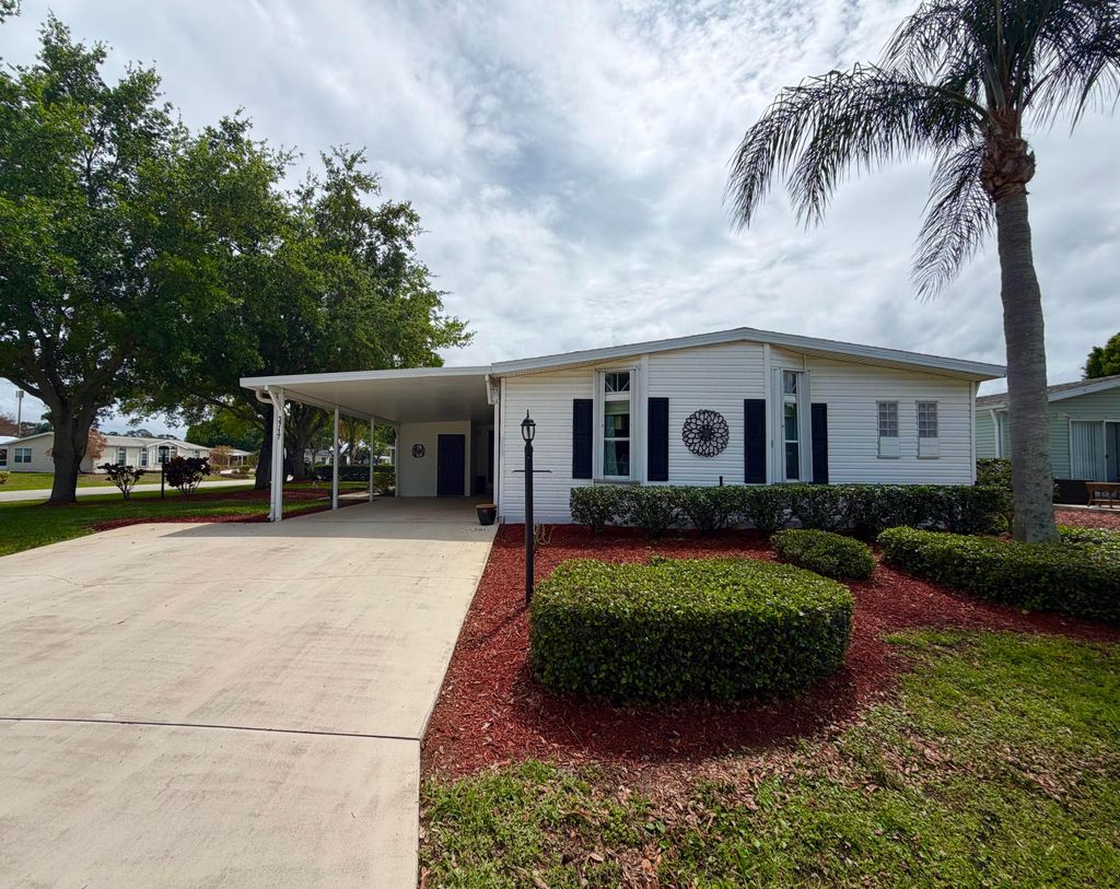 Photo of 3717 Fetterbush Court, Port Saint Lucie, FL 34952 (MLS # B26012419)