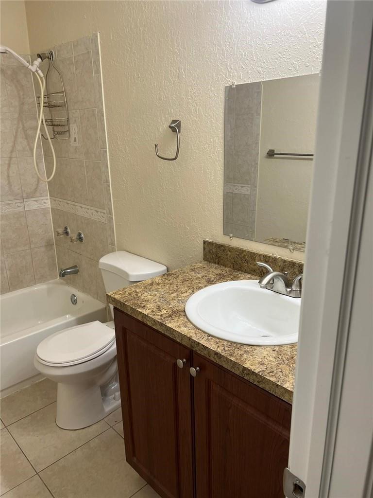 LEMAR GARDENS - Residential Lease