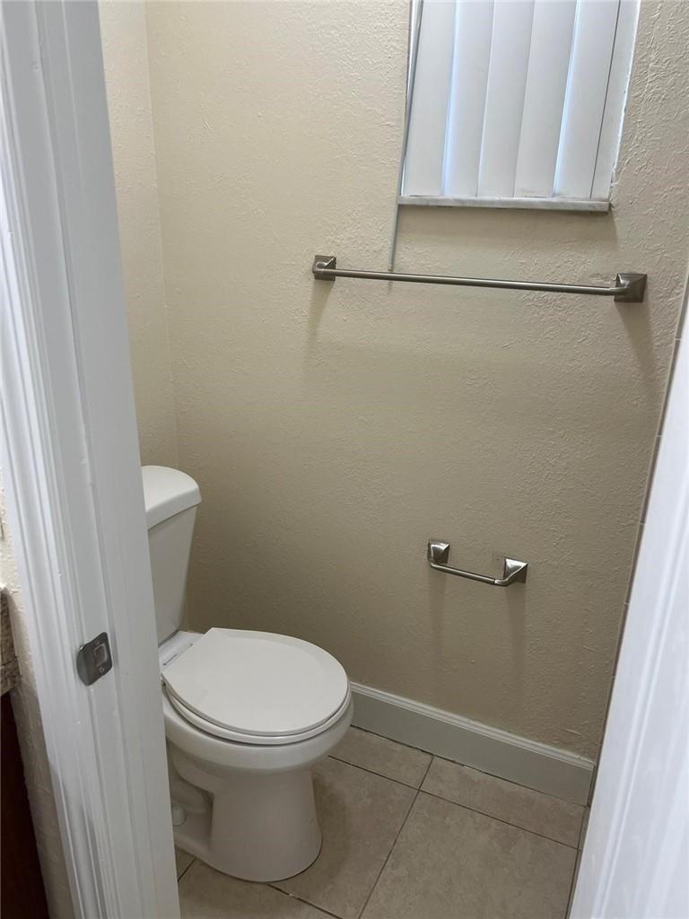 LEMAR GARDENS - Residential Lease