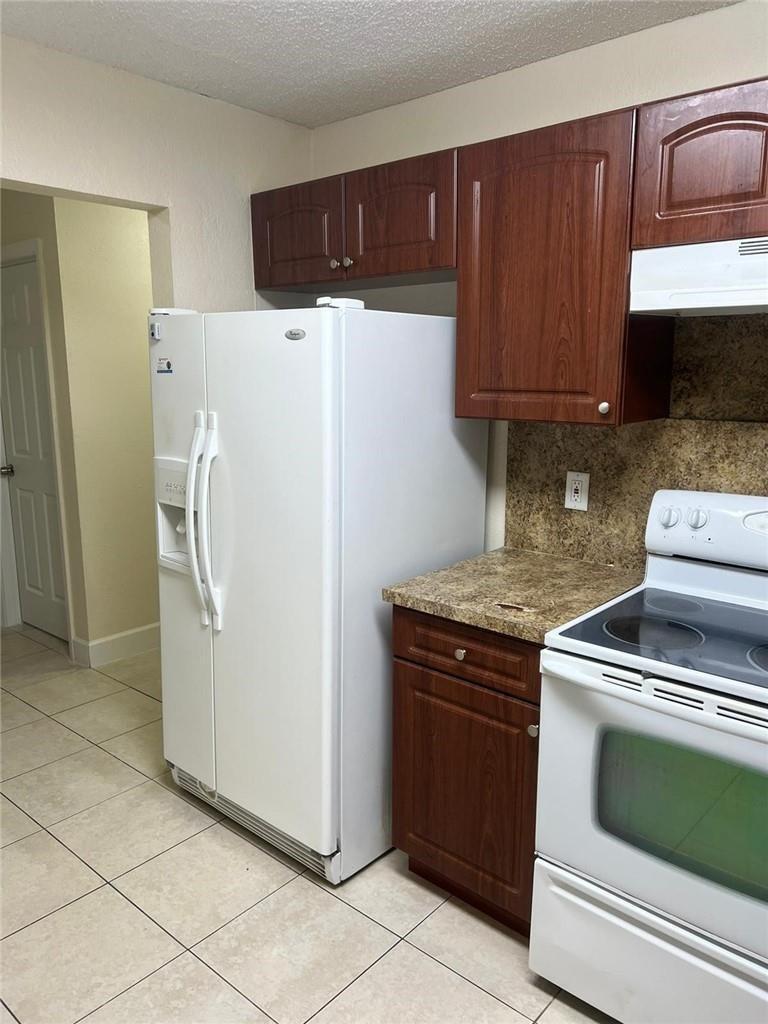 LEMAR GARDENS - Residential Lease