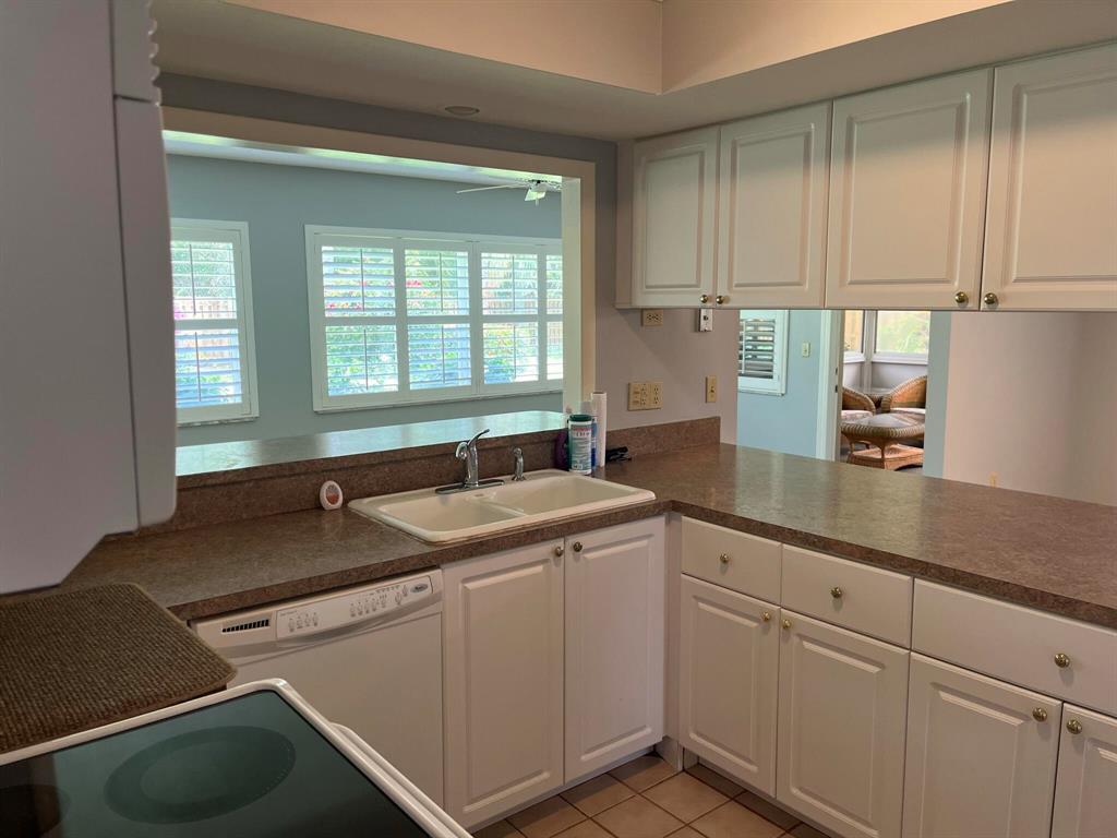 SOUTH PORT ST LUCIE UNIT 9 - Residential Lease