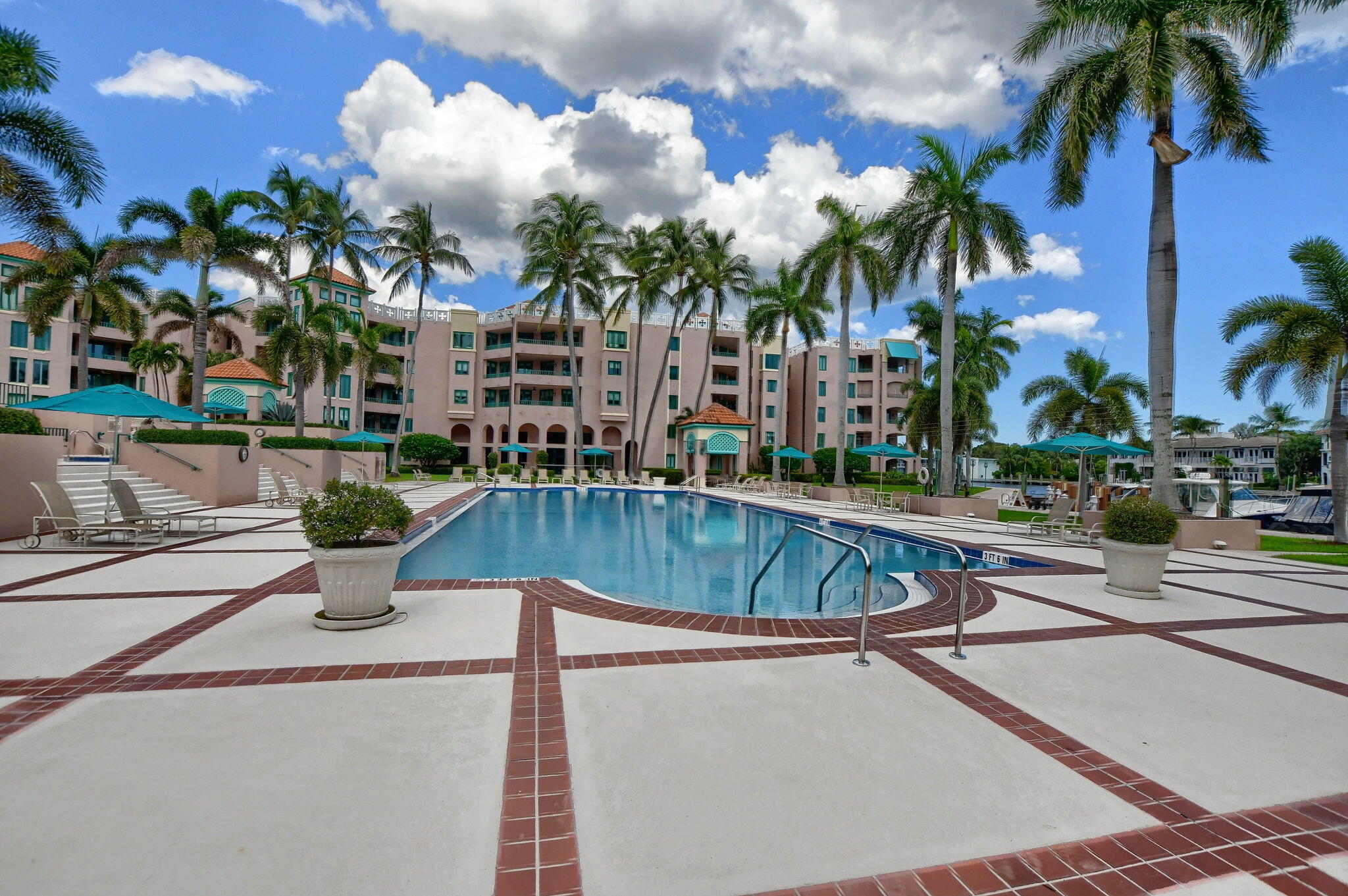 MIZNER COURT CONDO - Residential Lease