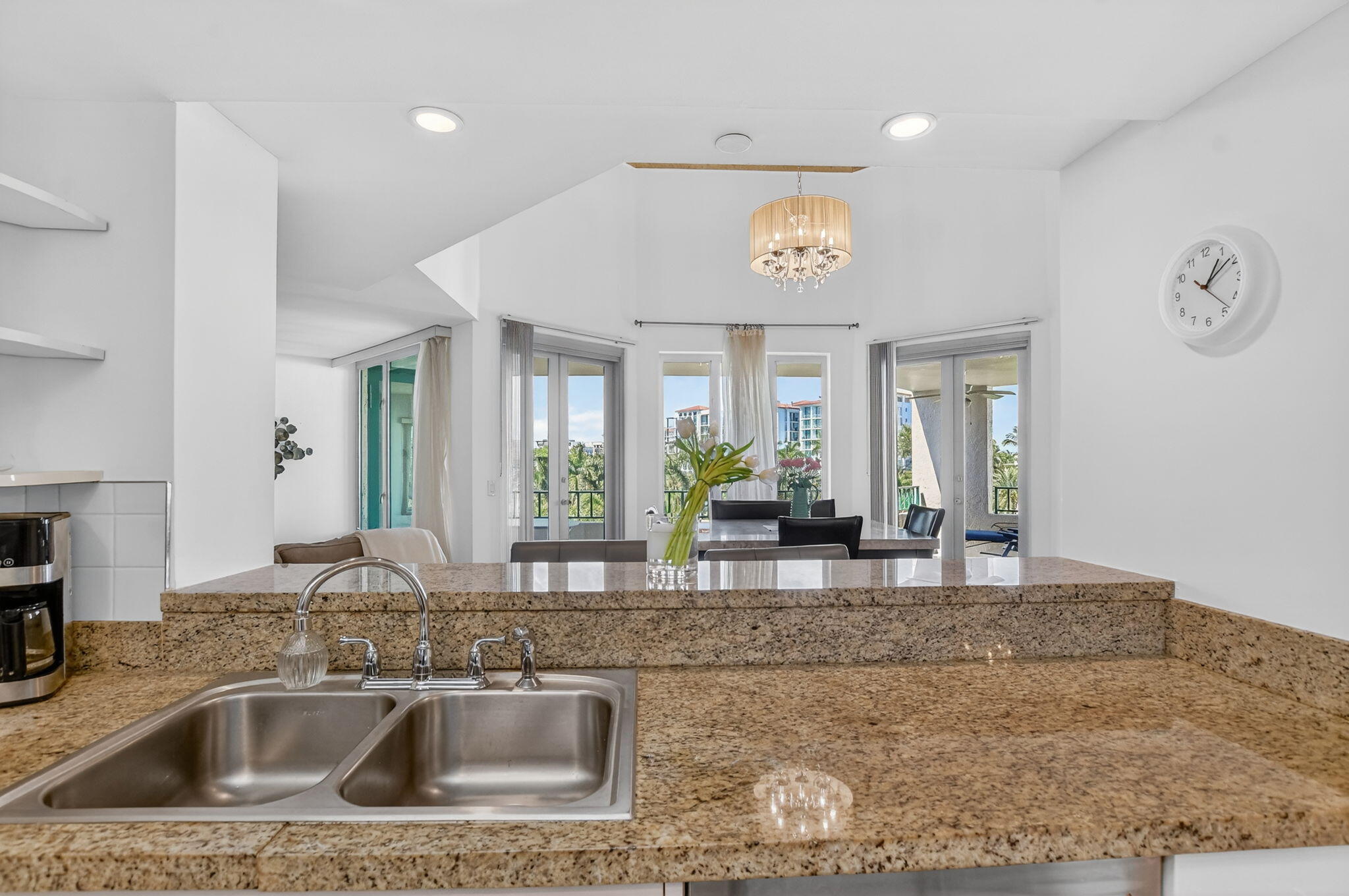 MIZNER COURT CONDO - Residential Lease