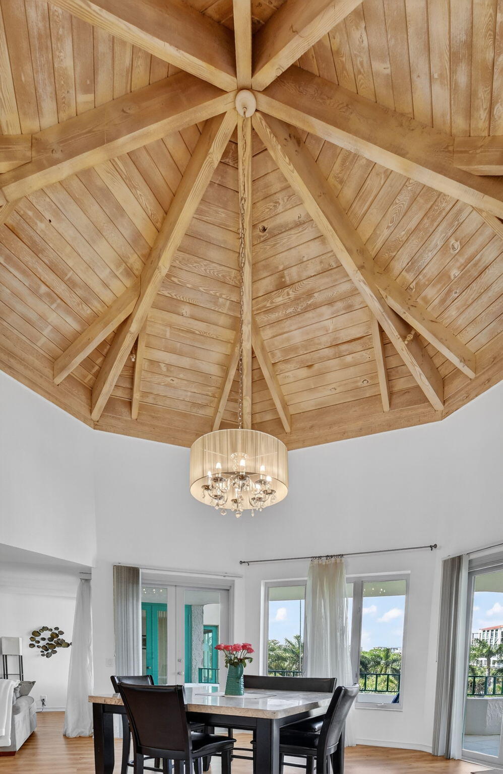 MIZNER COURT CONDO - Residential Lease