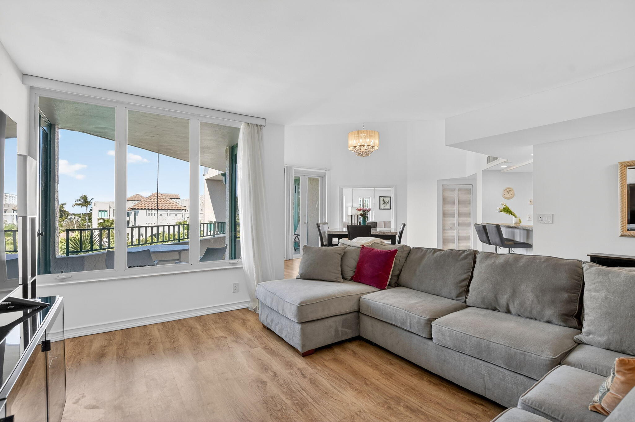 MIZNER COURT CONDO - Residential Lease