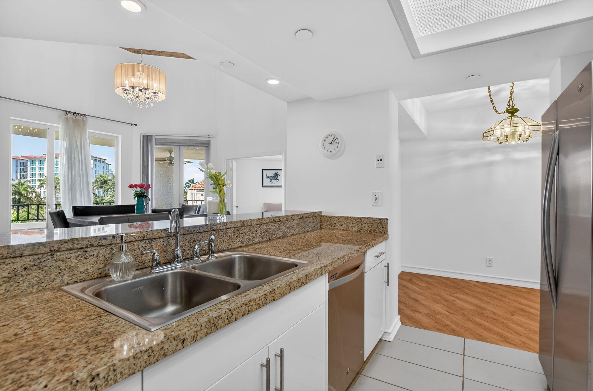 MIZNER COURT CONDO - Residential Lease