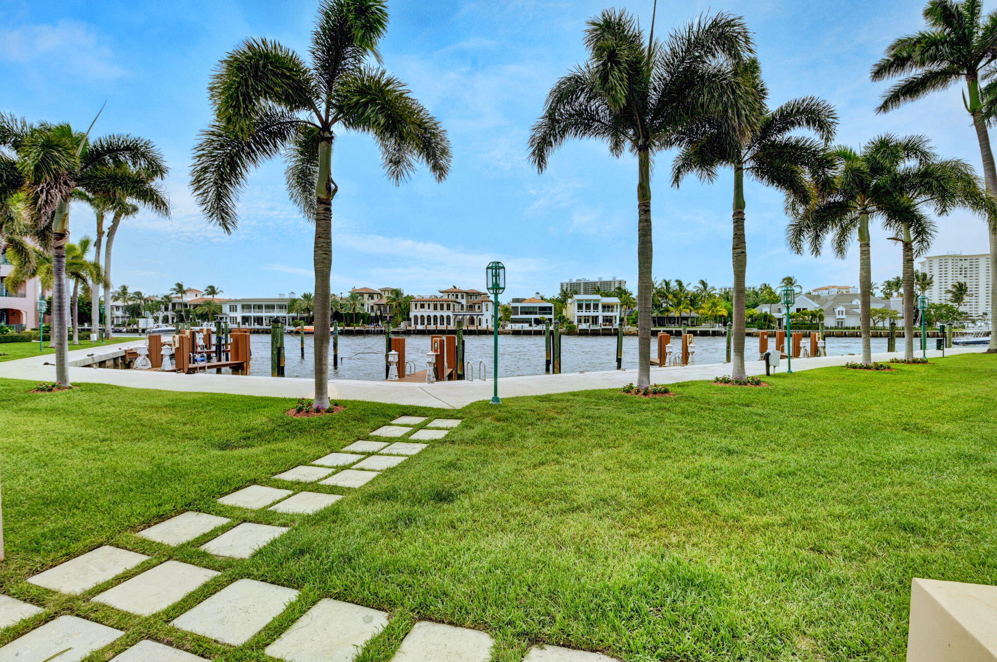 MIZNER COURT CONDO - Residential Lease