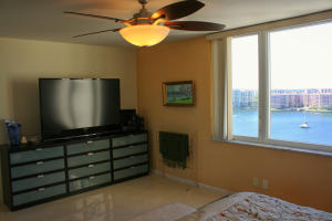 CHALFONTE - Residential Lease