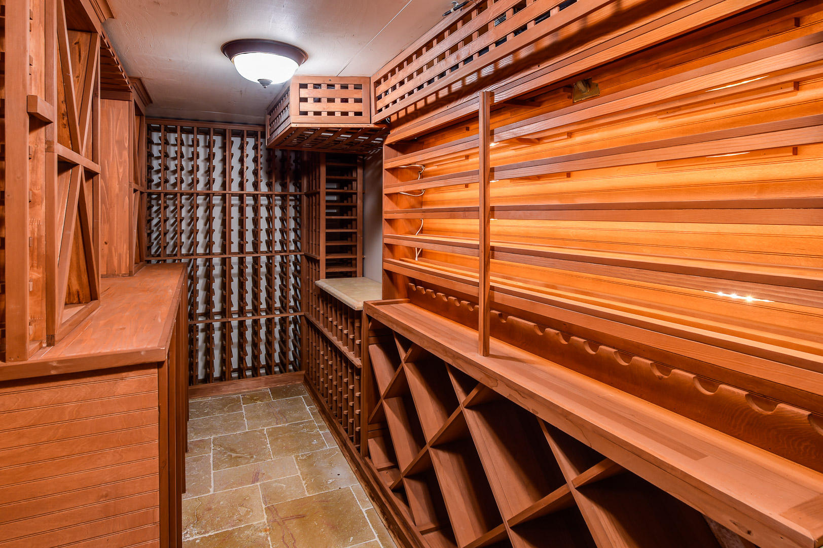 OCEAN PARK H W ROBBINS - Residential