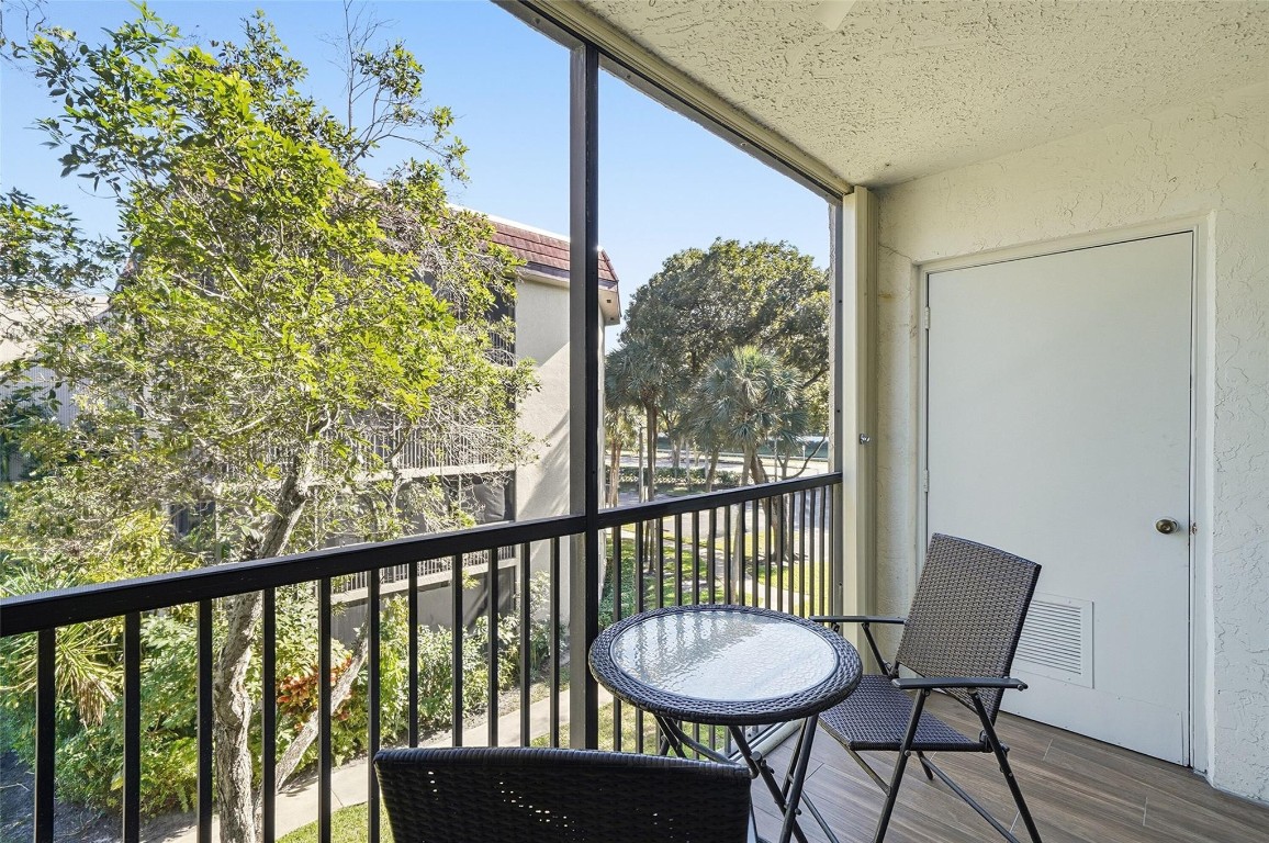 PLANTATION RACQUET CLUB - Residential