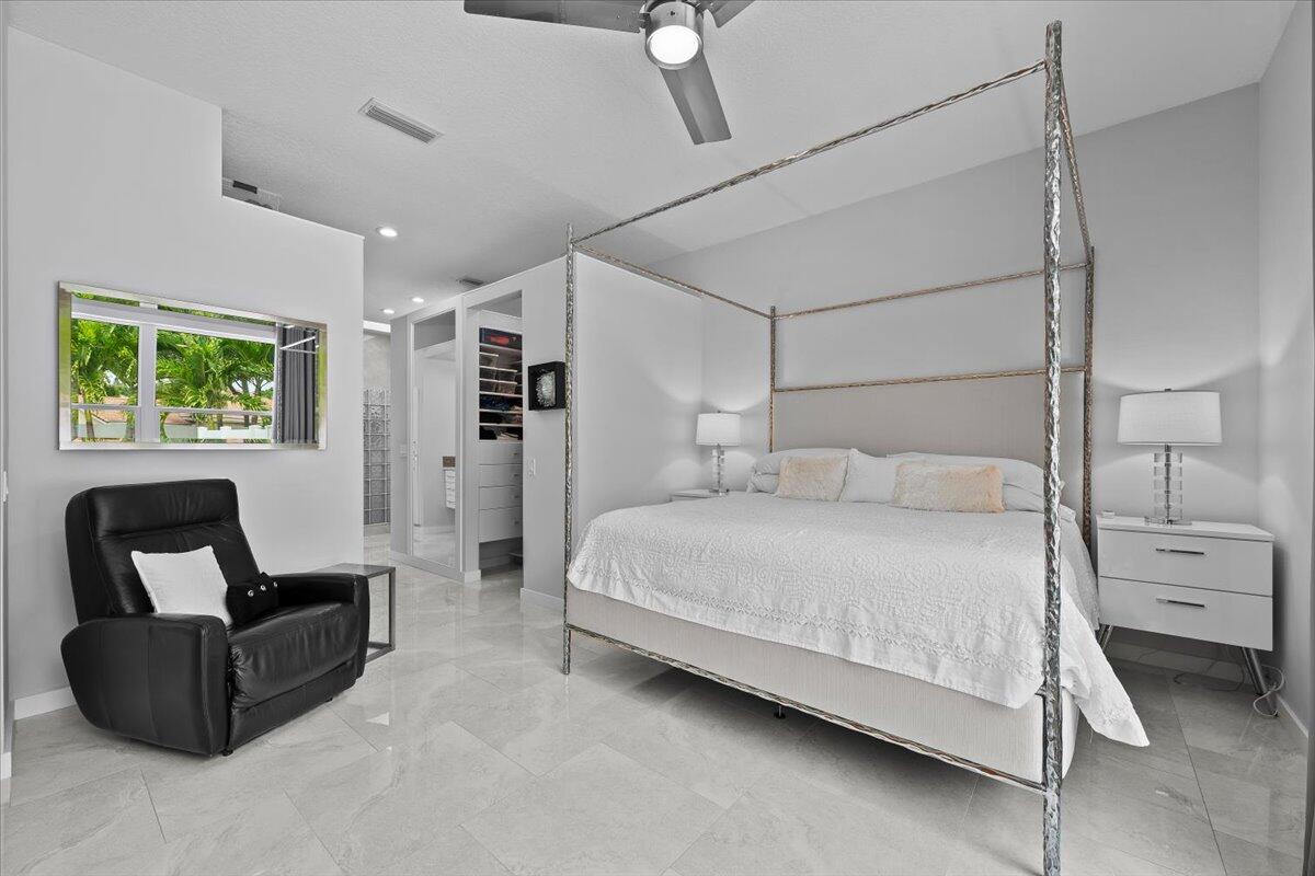 HAMPTONS AT MAPLEWOOD - Residential