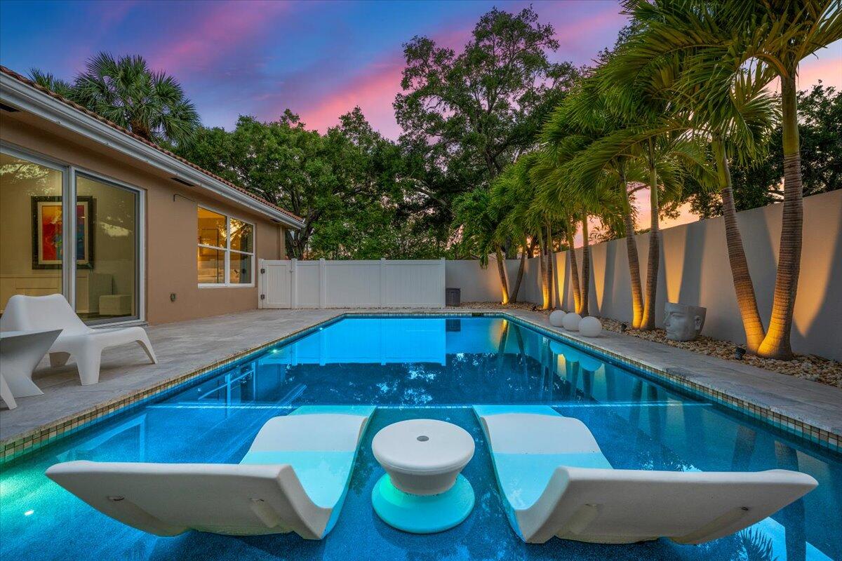 HAMPTONS AT MAPLEWOOD - Residential