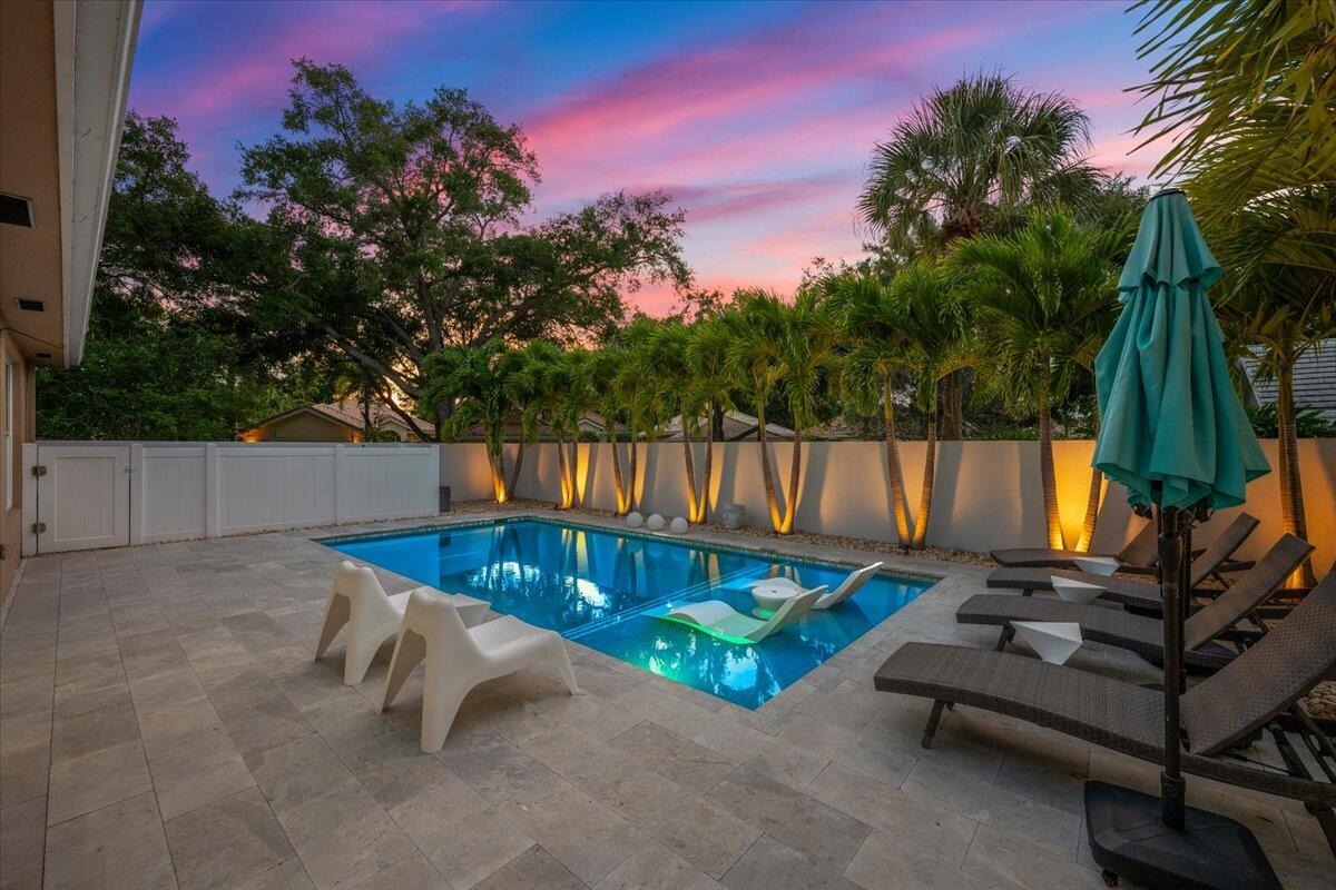 HAMPTONS AT MAPLEWOOD - Residential