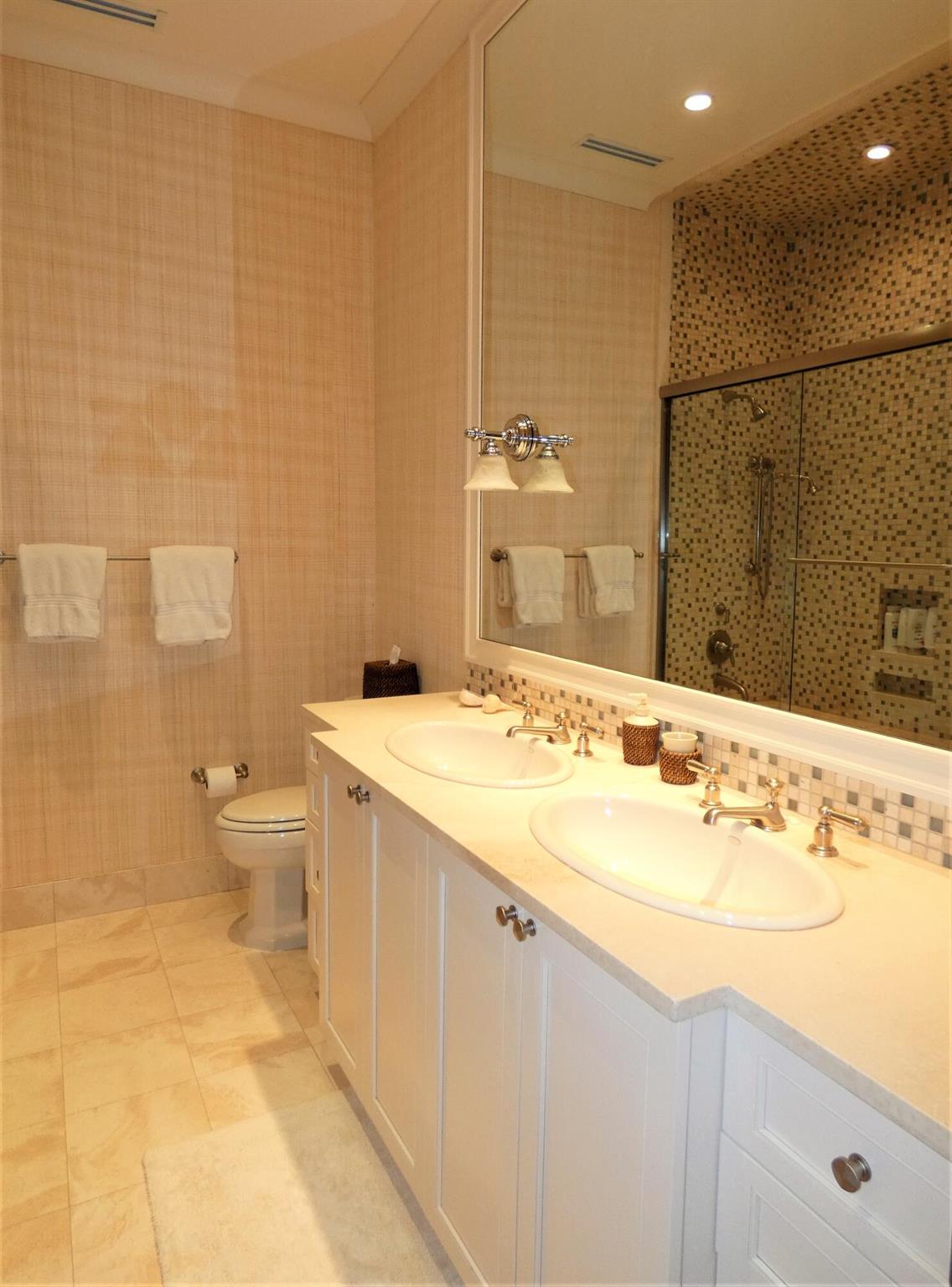 Jupiter Island - Residential Lease