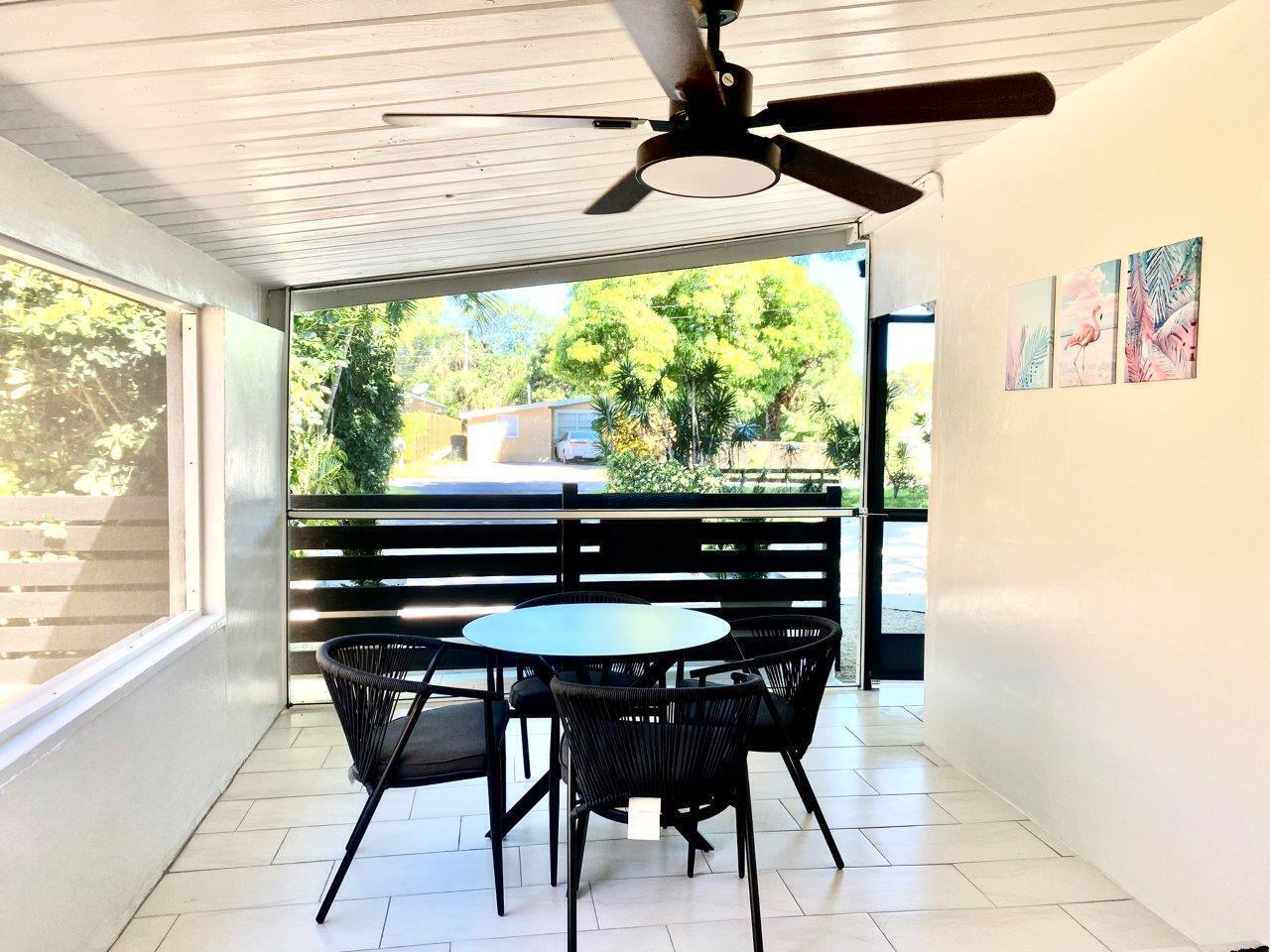 DELRAY MNR - Residential Lease