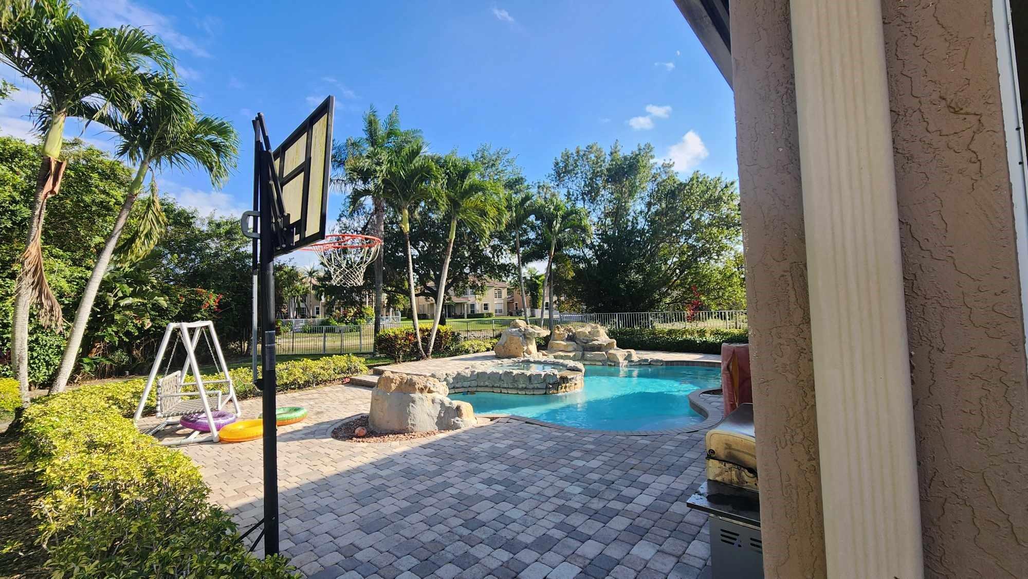 5896 NW 56th Dr