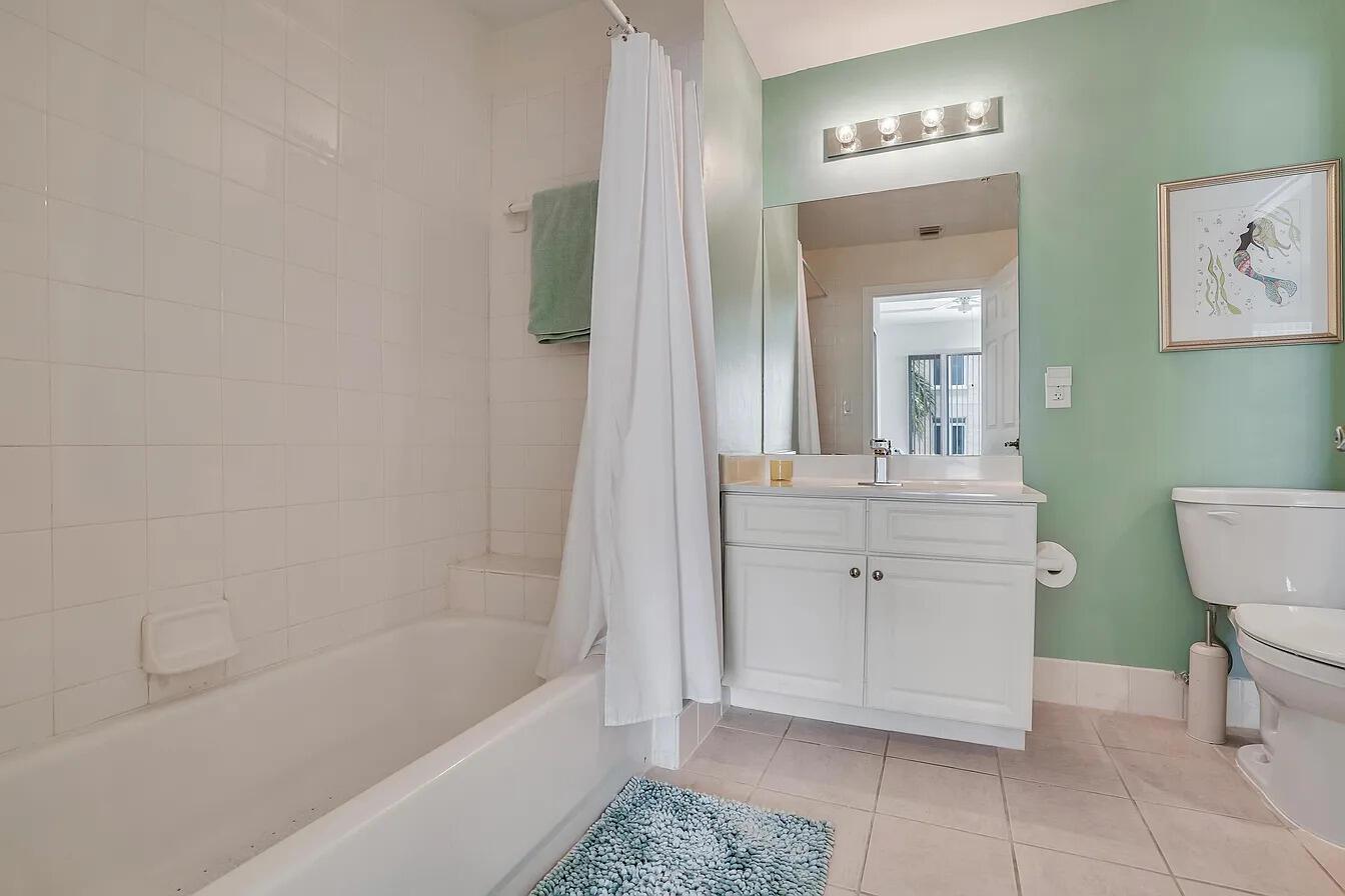 VILLAGE AT ABACOA CONDO - Residential Lease