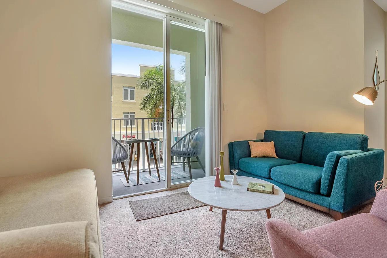 VILLAGE AT ABACOA CONDO - Residential Lease