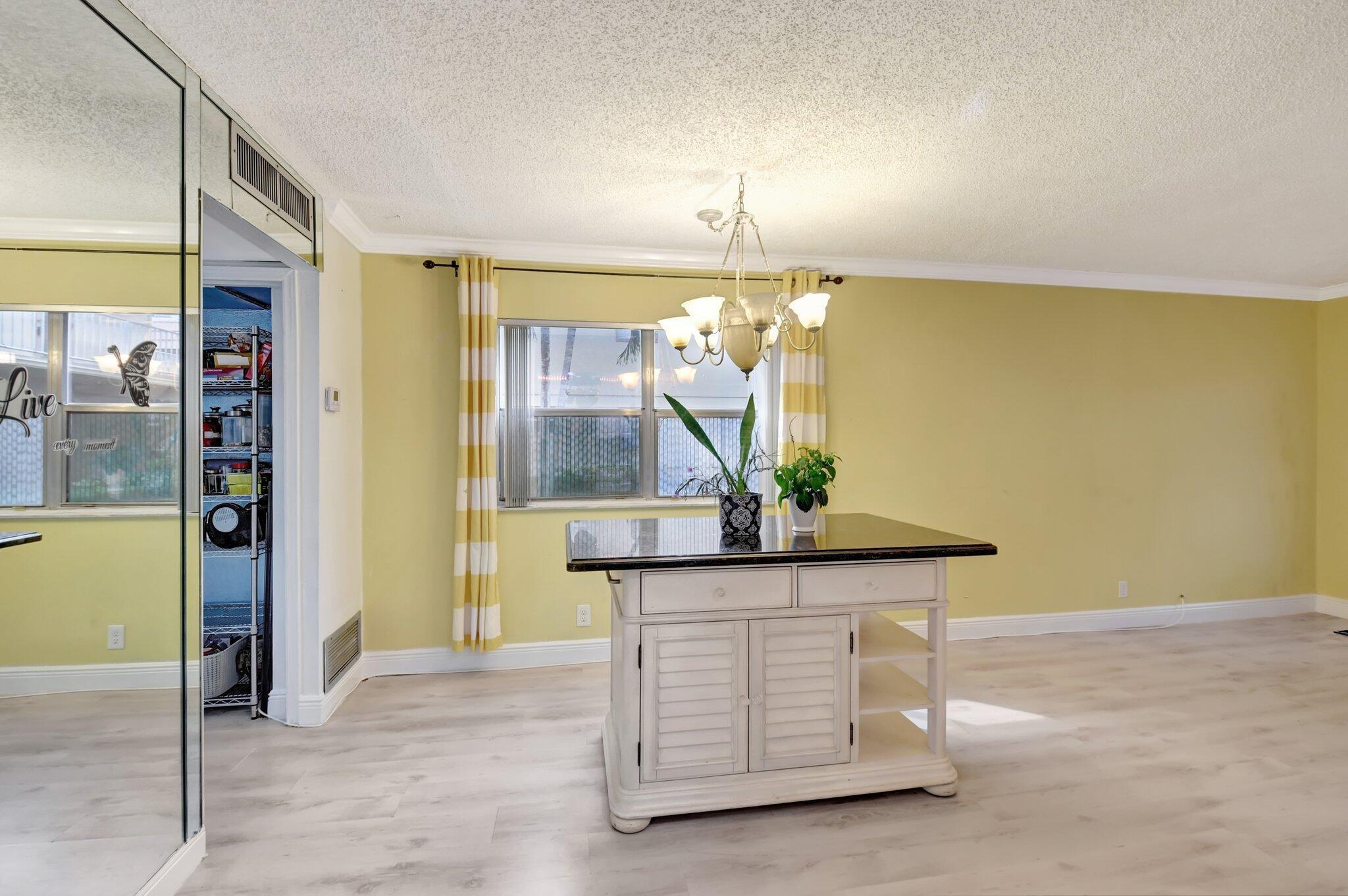 KINGS POINT SAXONY CONDOS - Residential Lease