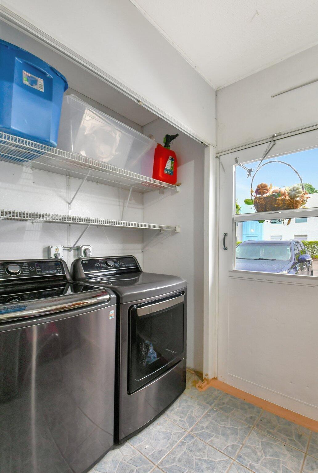 KINGS POINT SAXONY CONDOS - Residential Lease