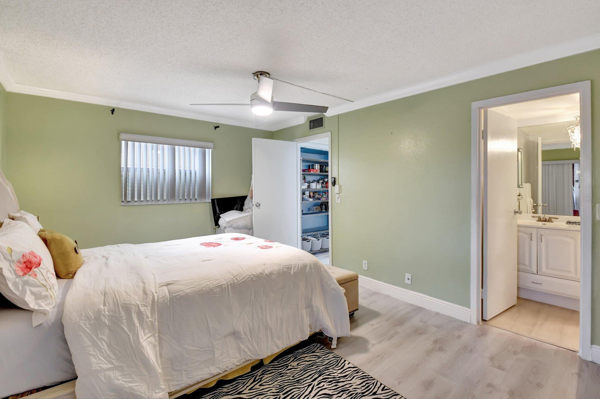 KINGS POINT SAXONY CONDOS - Residential Lease