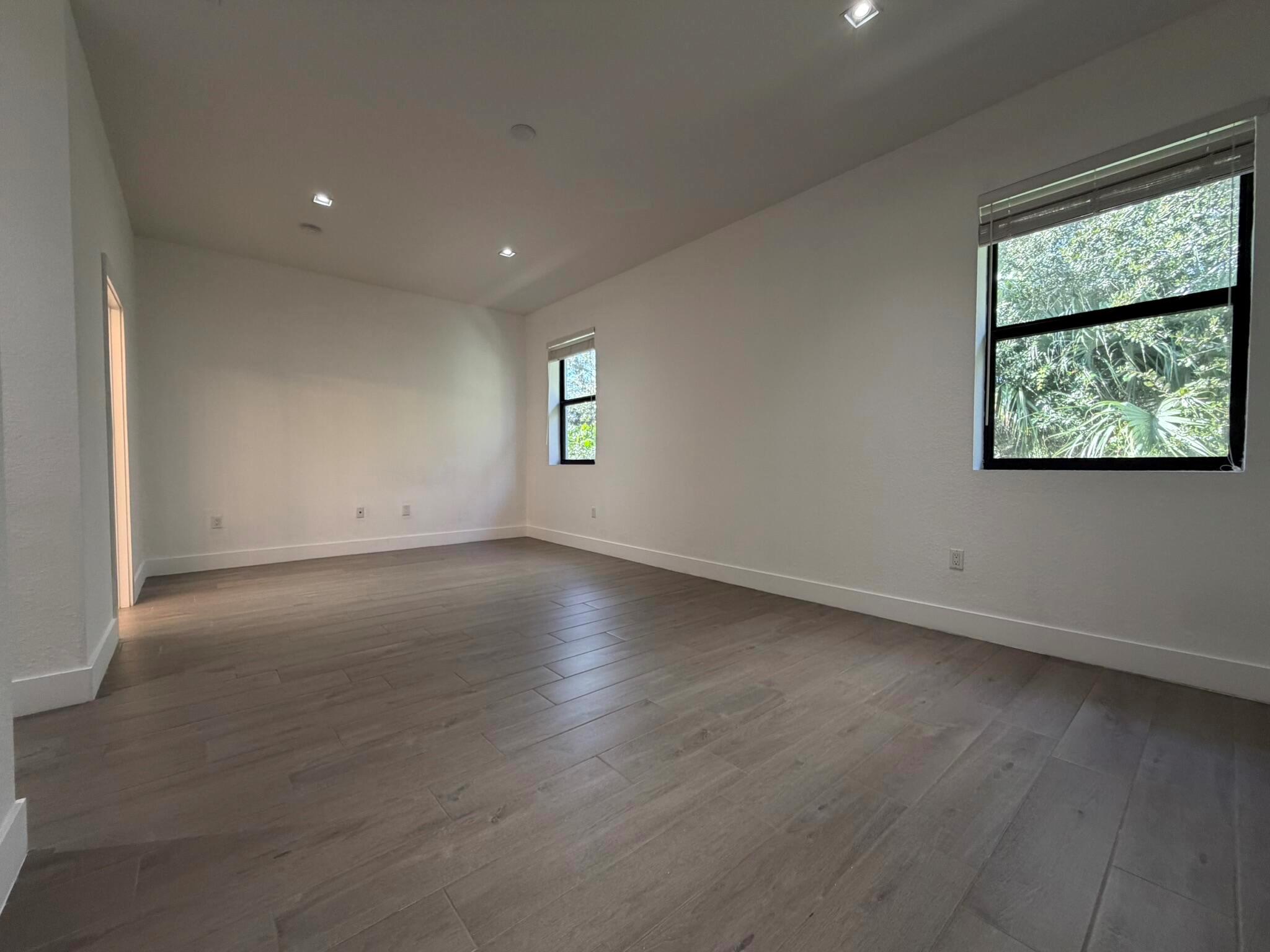 CASA DEL SOL - Residential Lease