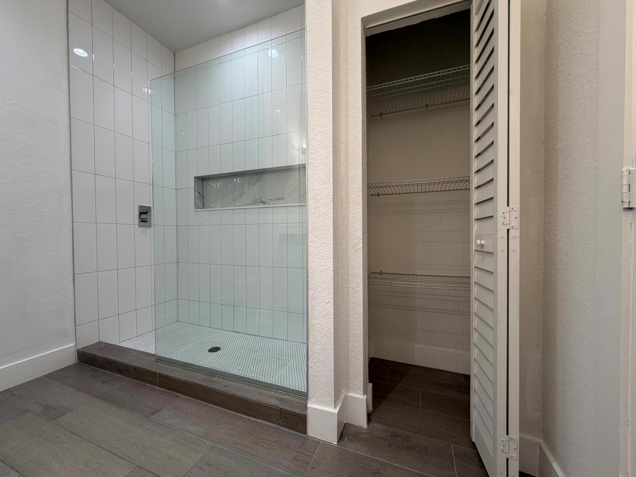 CASA DEL SOL - Residential Lease