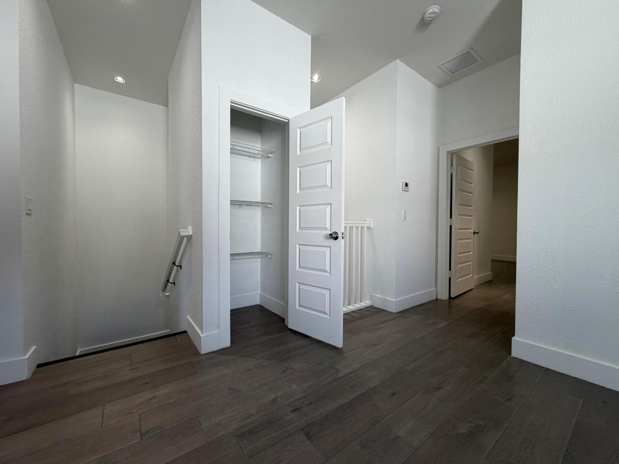 CASA DEL SOL - Residential Lease