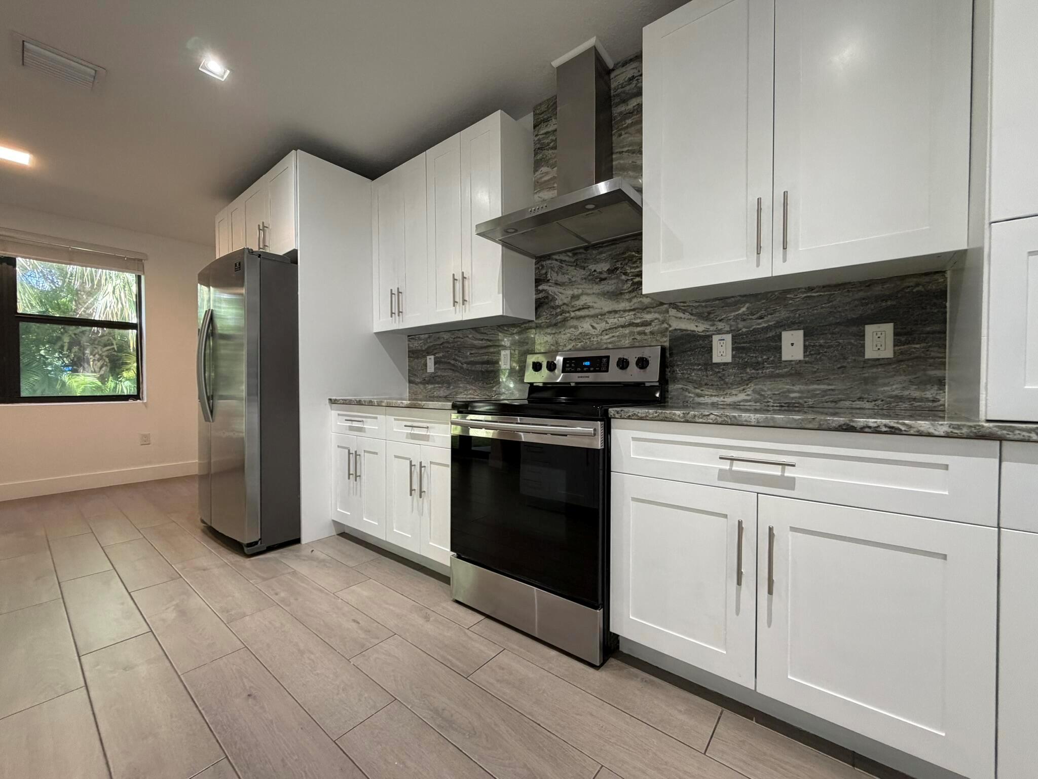 CASA DEL SOL - Residential Lease