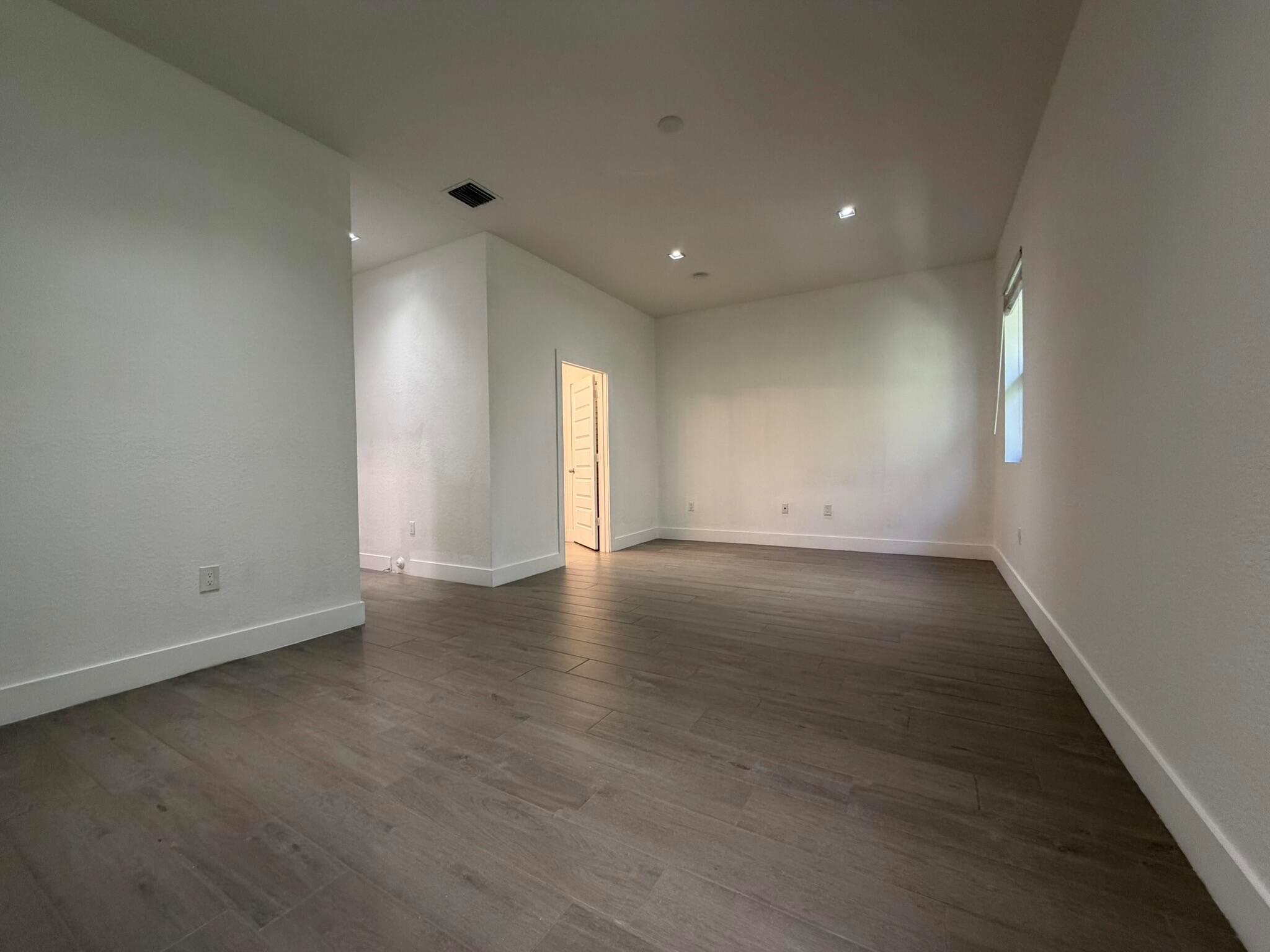 CASA DEL SOL - Residential Lease